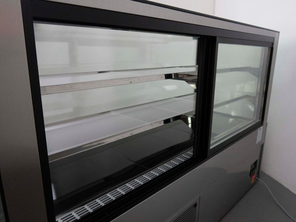 Williams Topaz HTG18 Cake Display