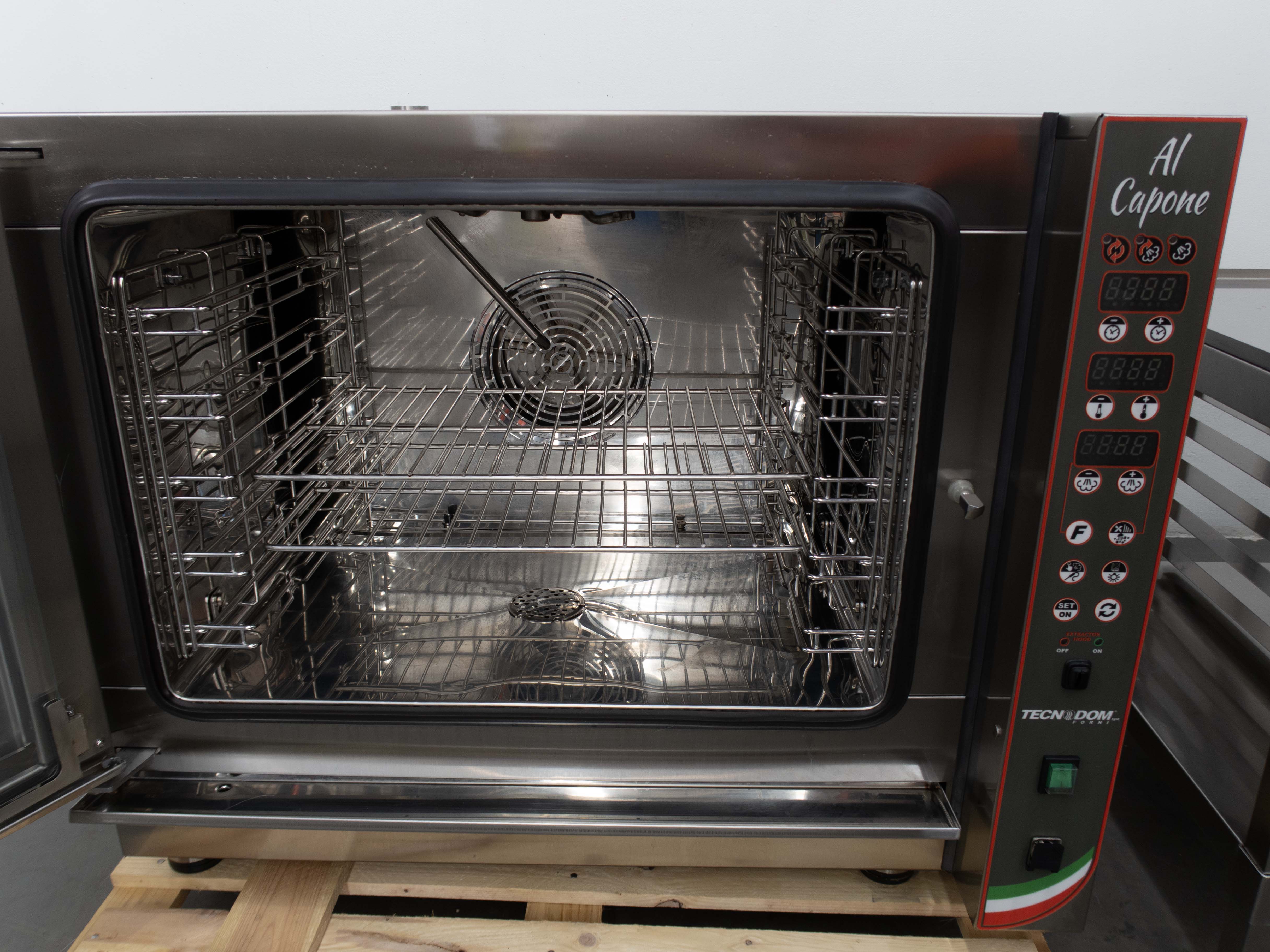 Tecnodom TDC-5VH Combi Oven + Stand