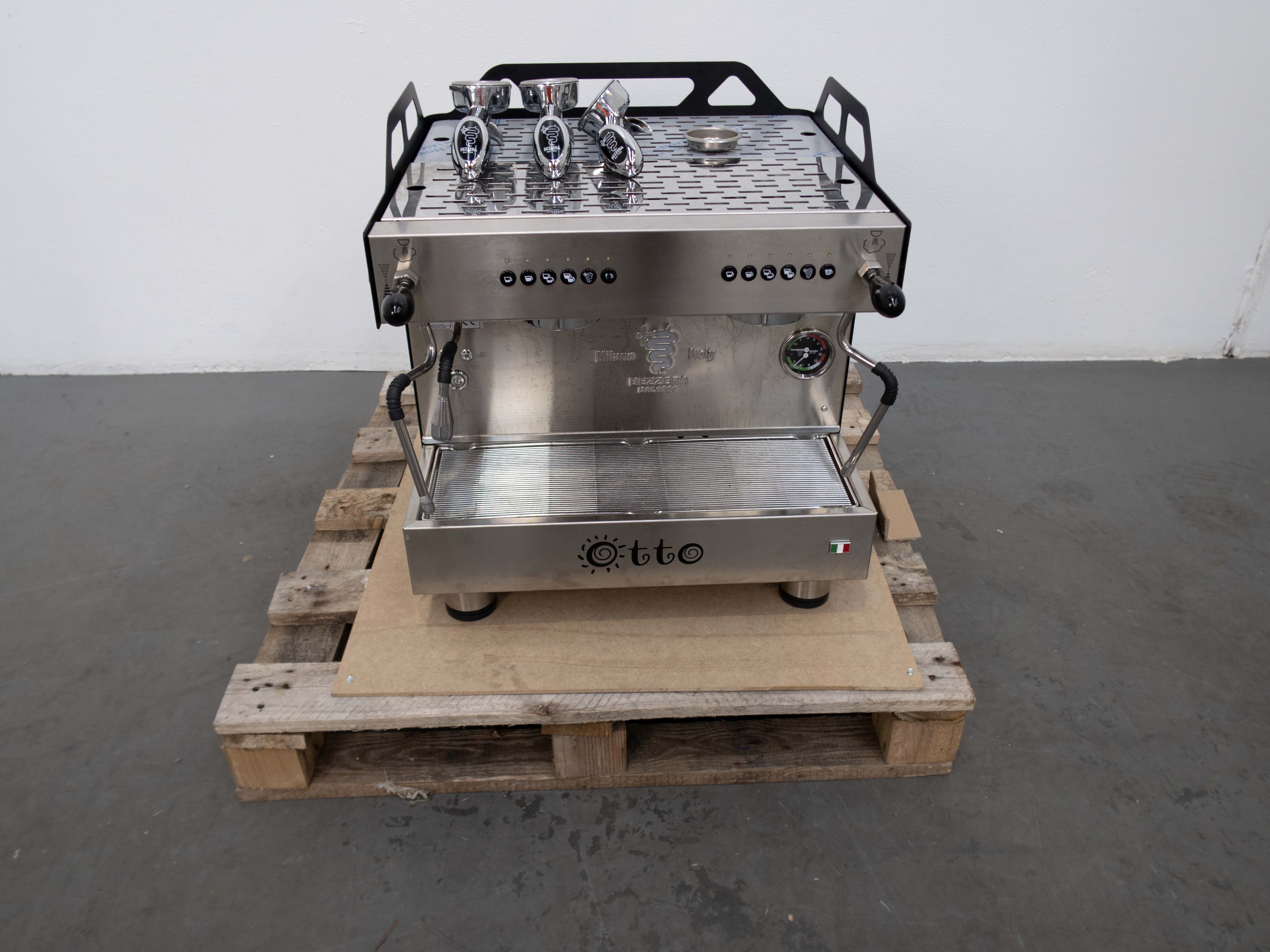 Bezzera Otto Compact De Electronic 2 Group Volumetric Coffee Machine