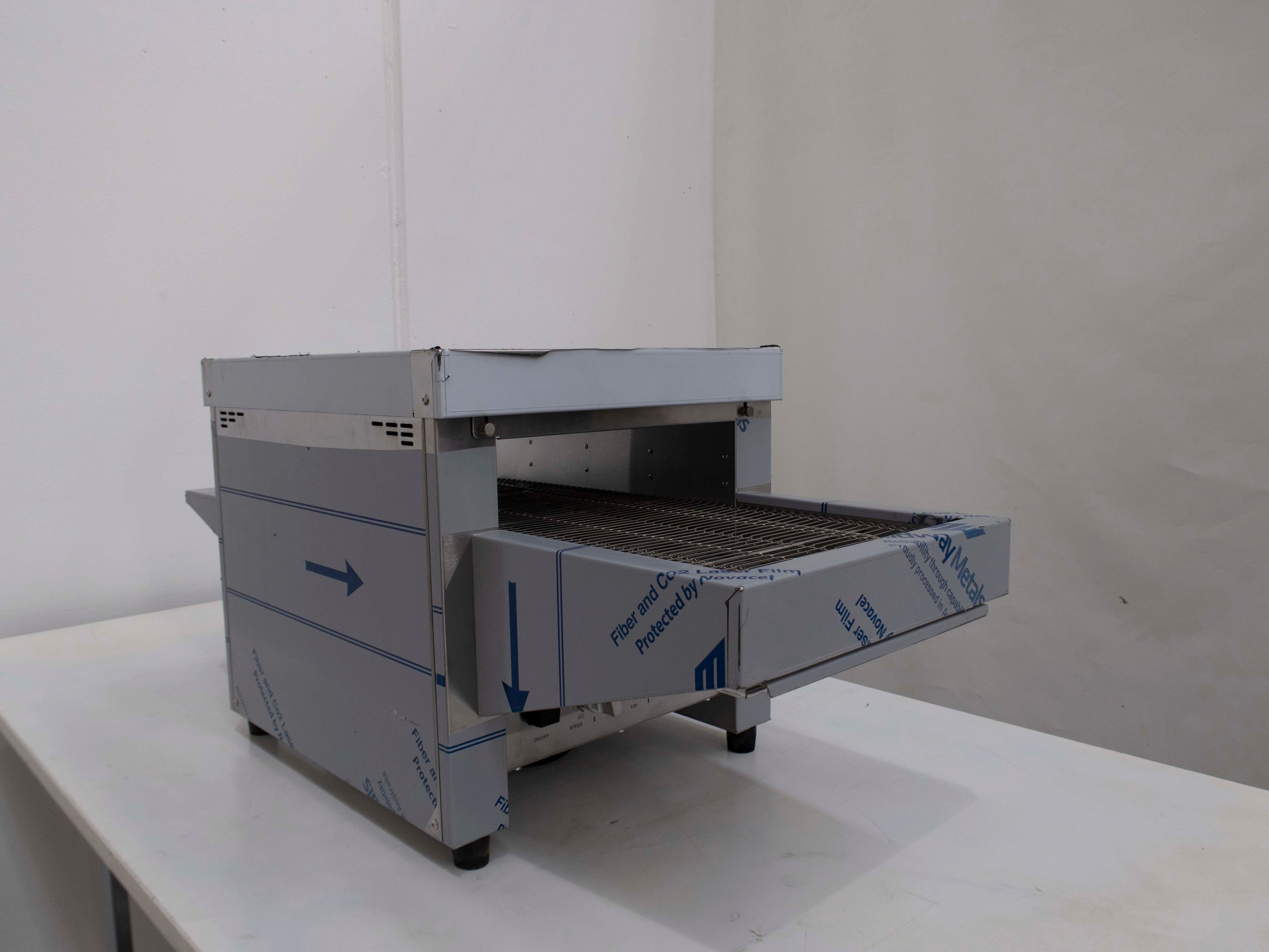 Woodson Starline S15 Snackmaster Conveyor Oven