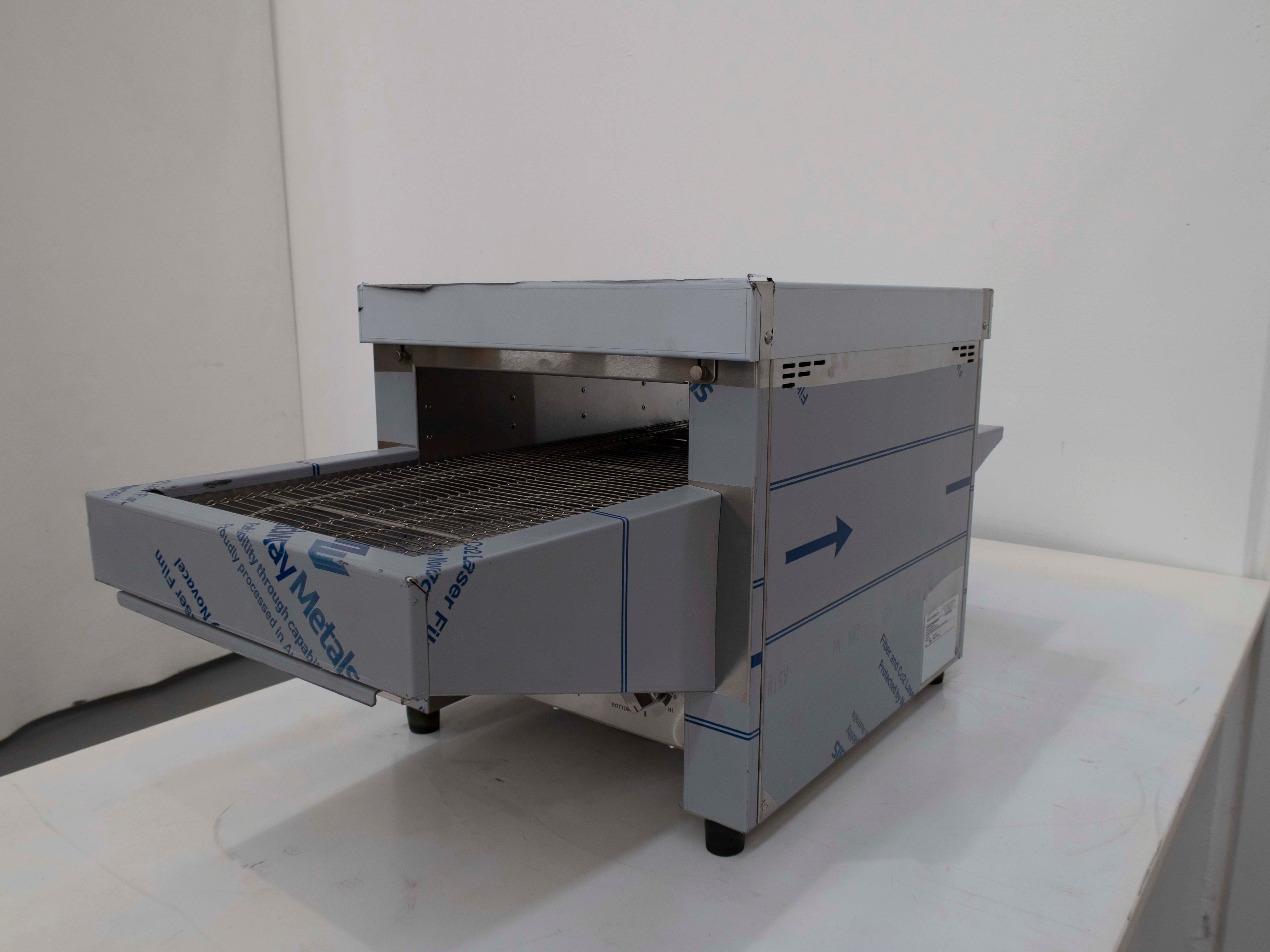 Woodson Starline S15 Snackmaster Conveyor Oven