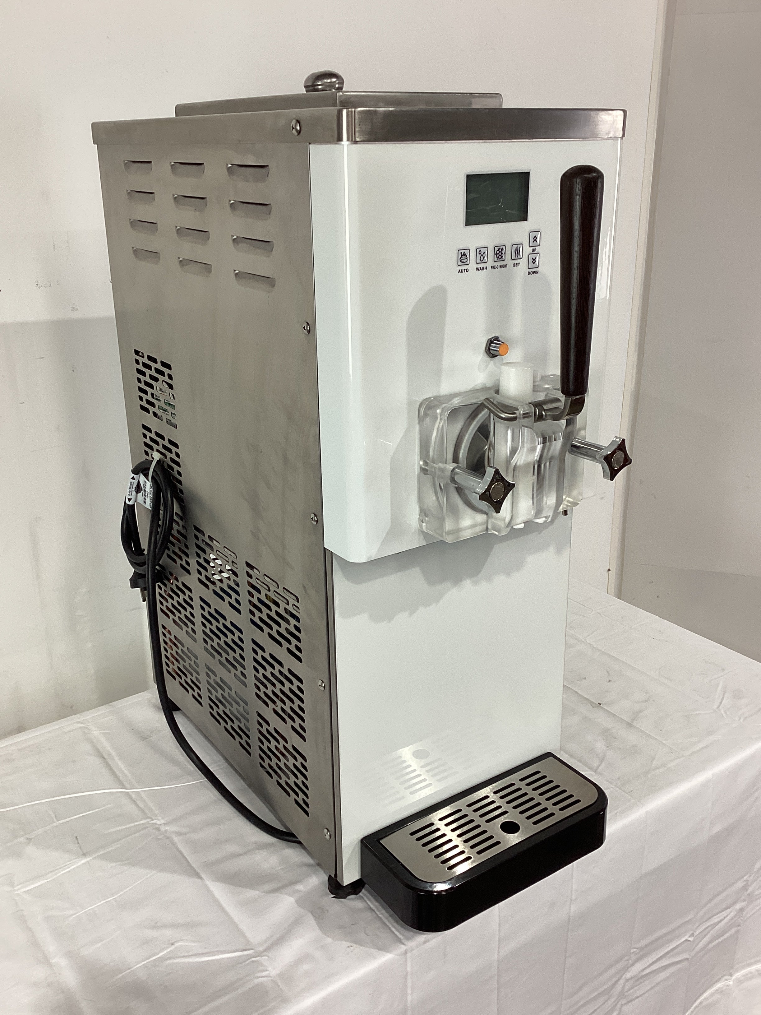 Mama Mia M-50 Soft Serve Machine