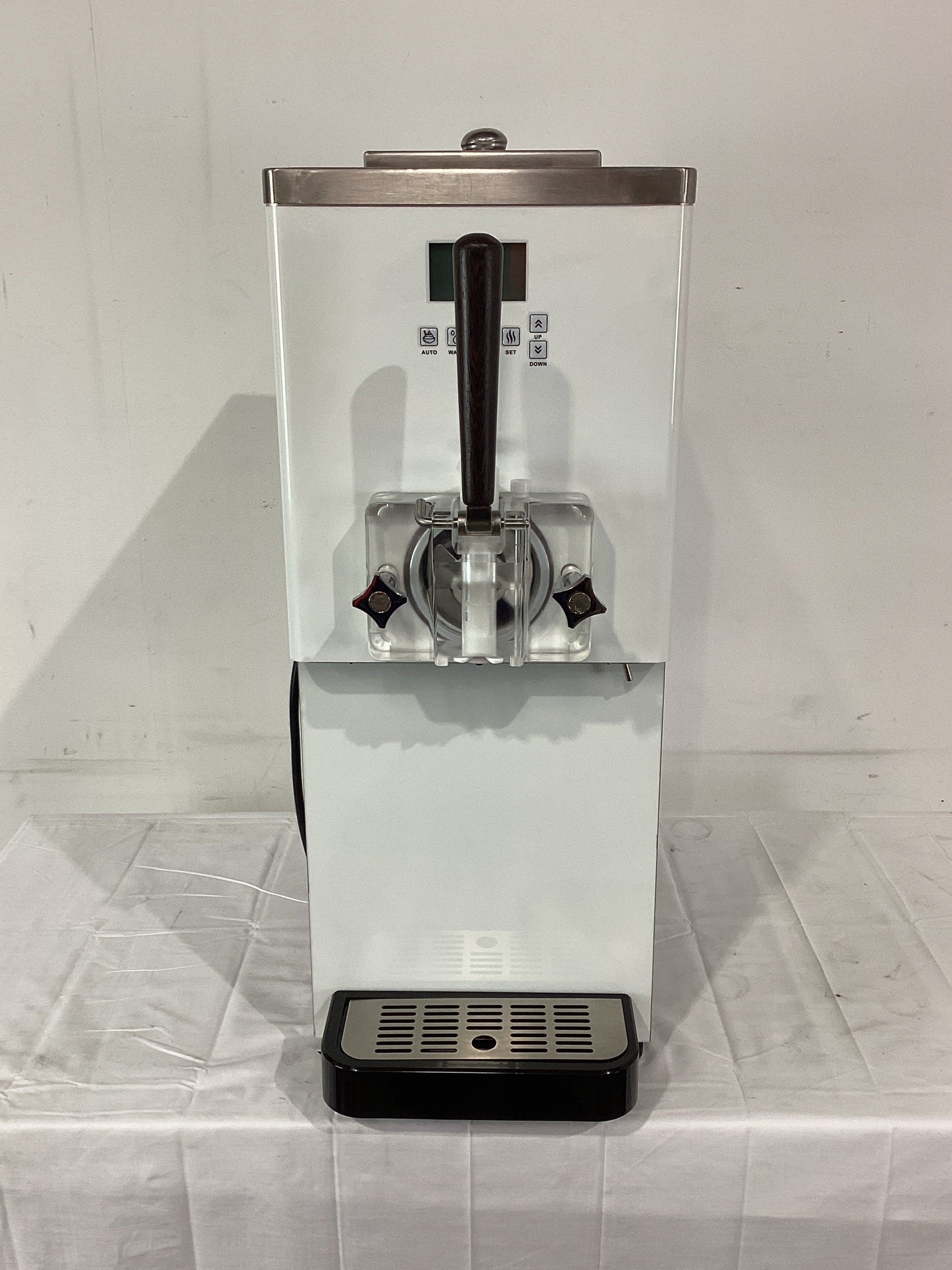 Mama Mia M-50 Soft Serve Machine