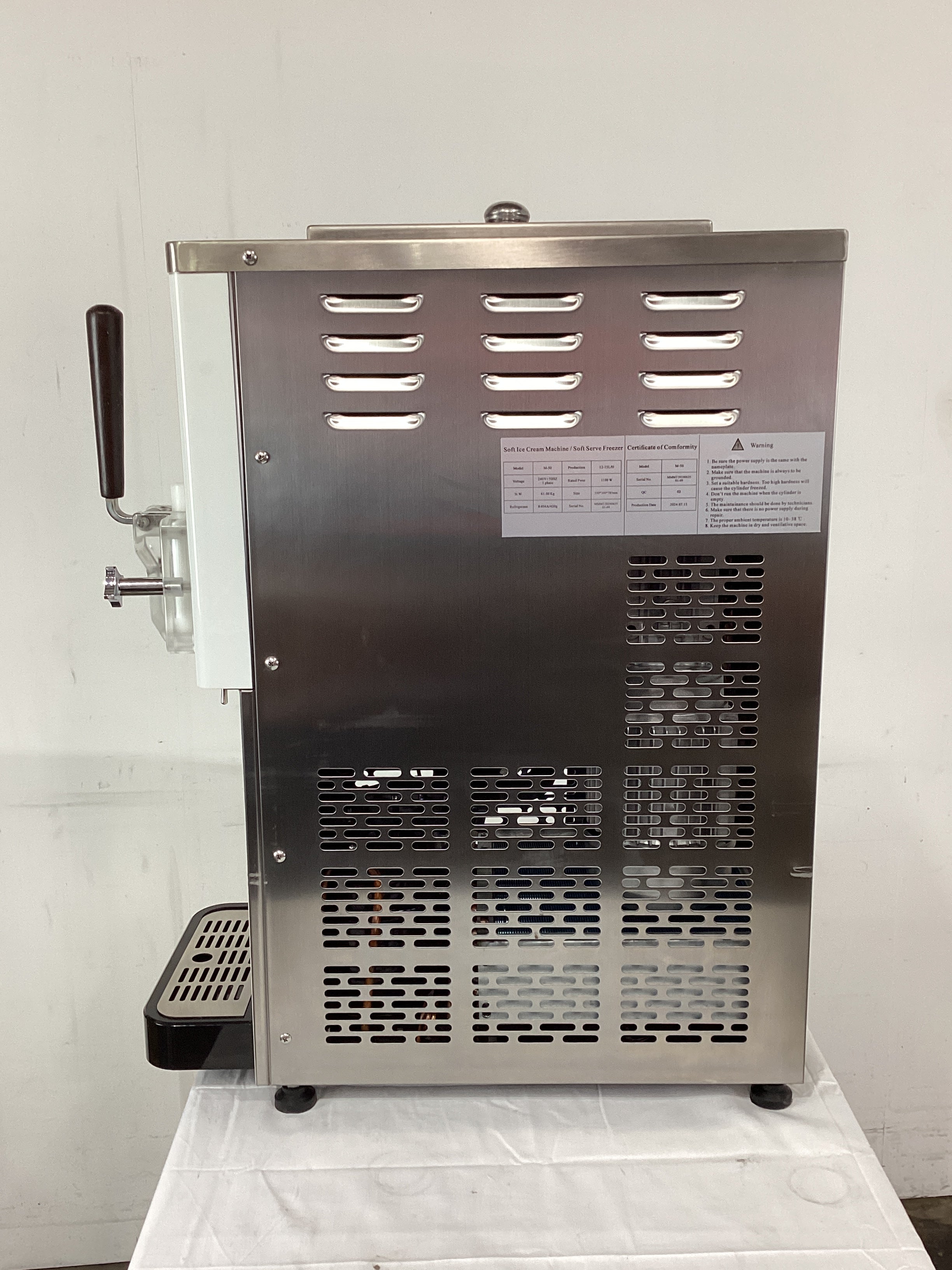 Mama Mia M-50 Soft Serve Machine