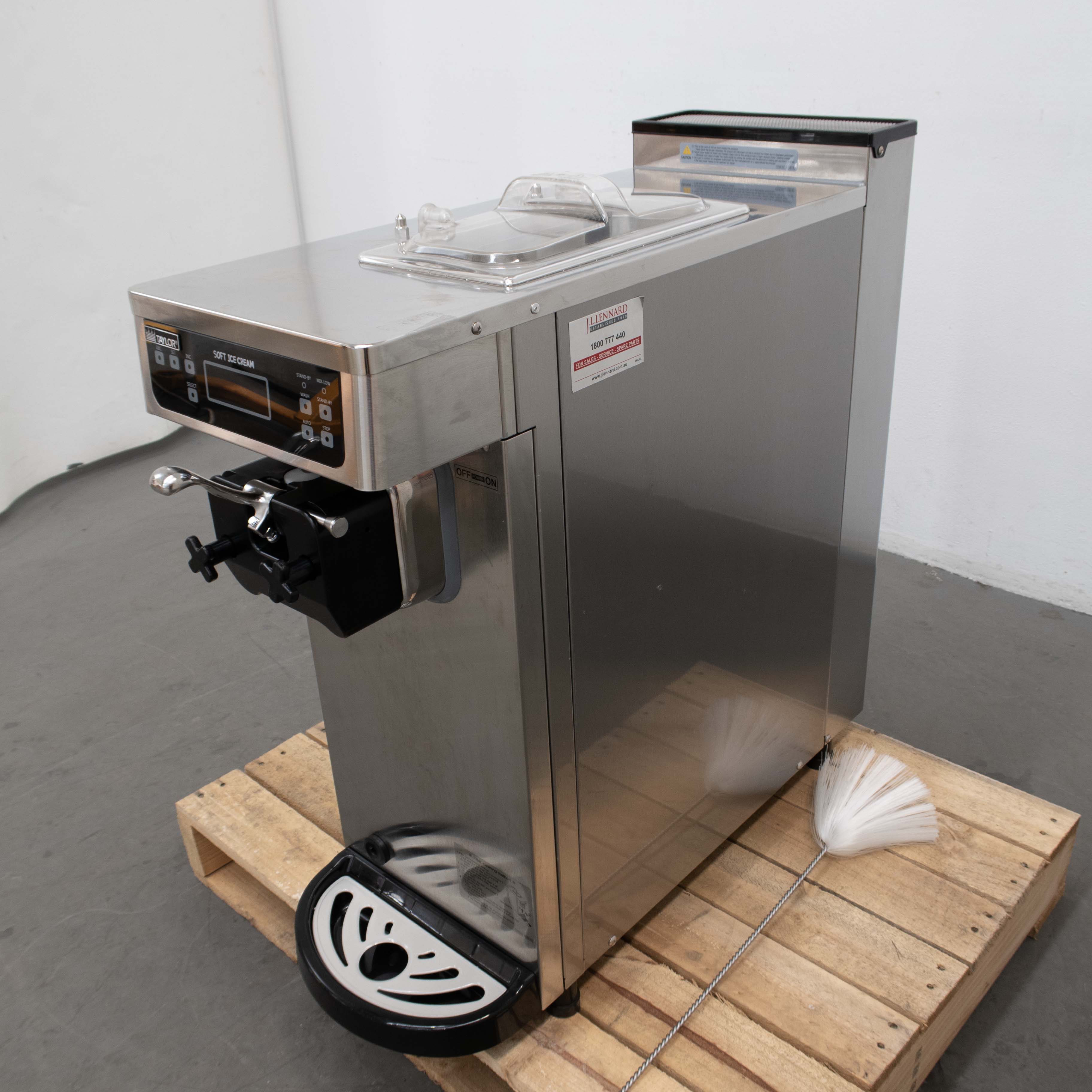 Icetro ISI-161TH Soft Serve Machine