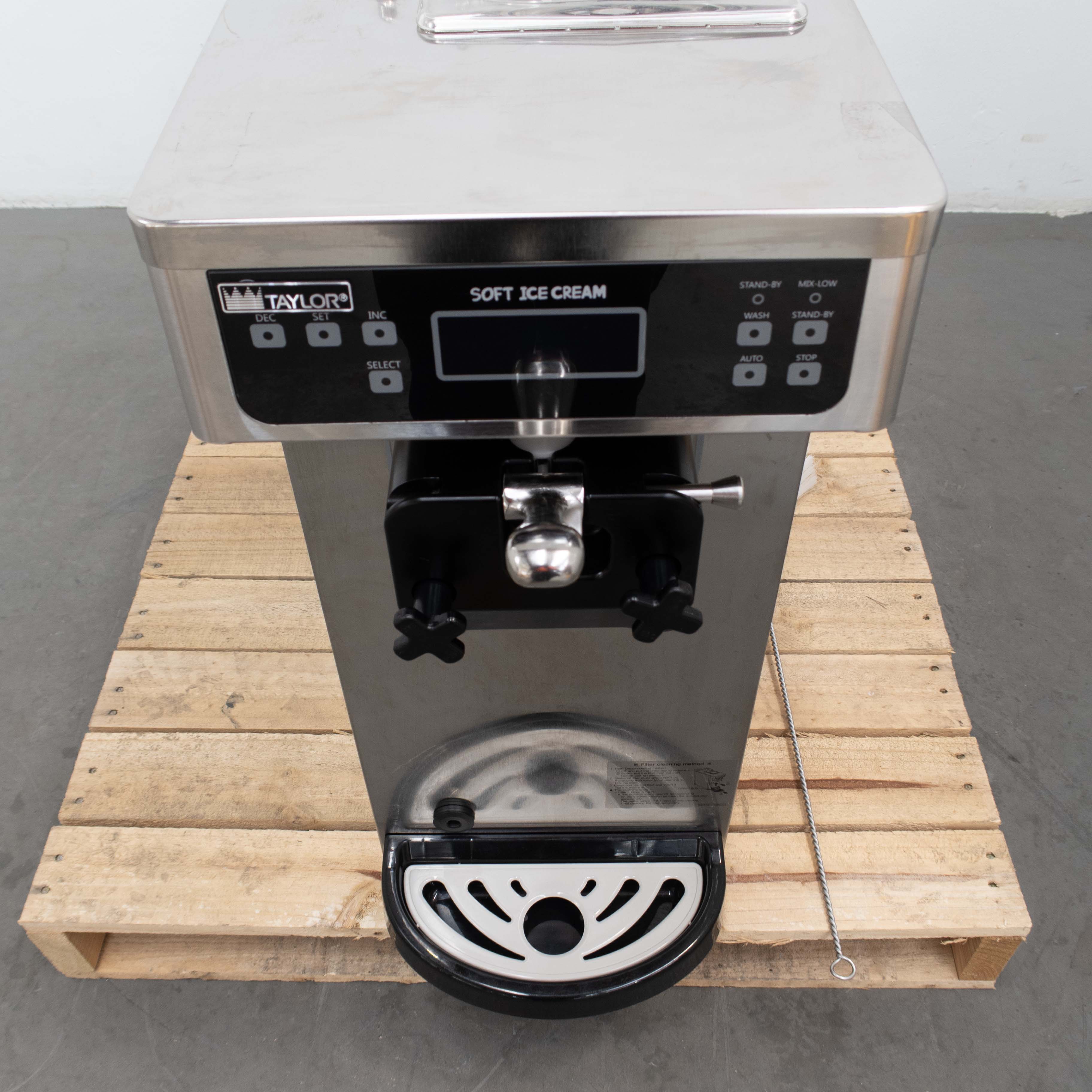 Icetro ISI-161TH Soft Serve Machine