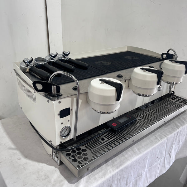 Synesso S300 3 Group Coffee Machine