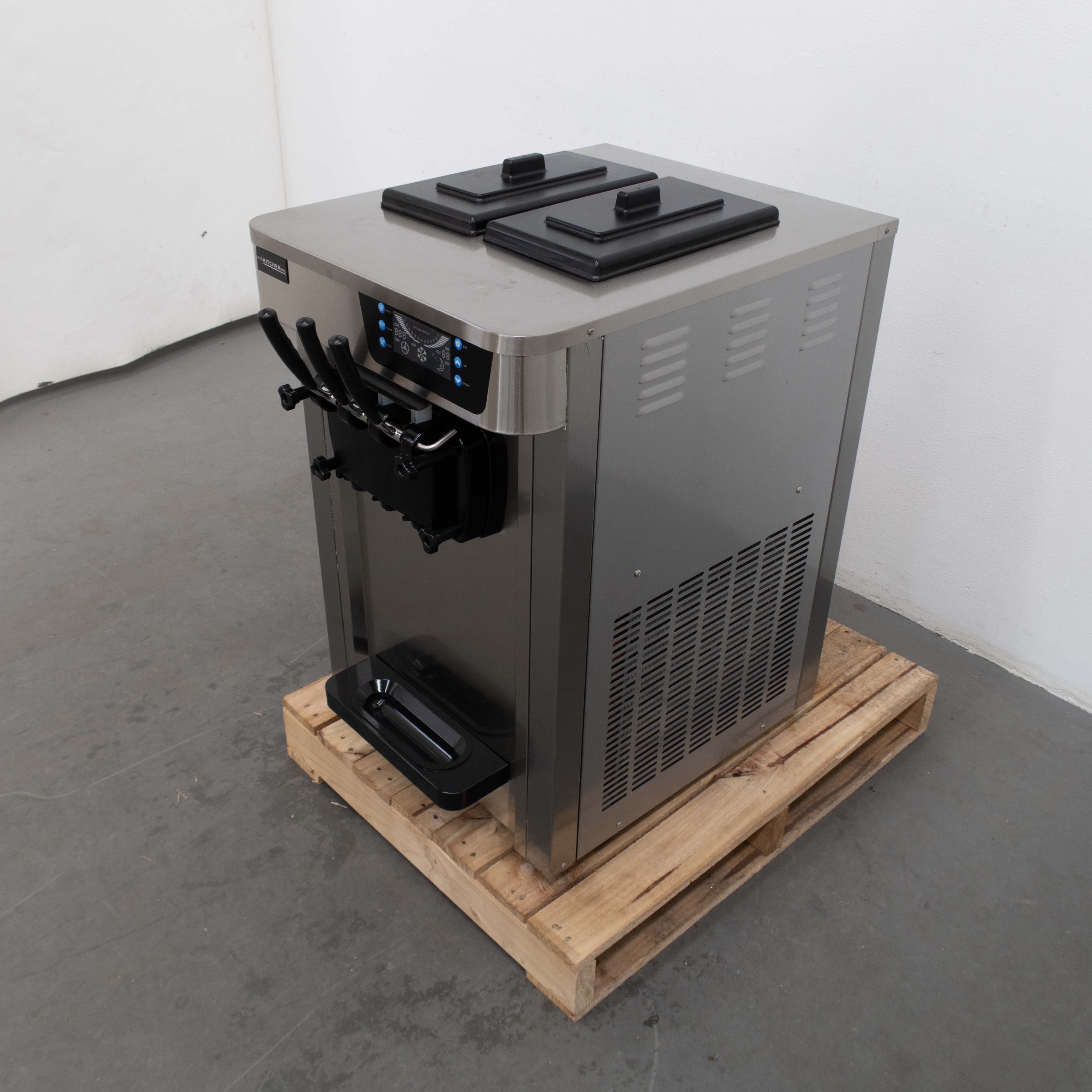 Aus Kitchen Pro AUSKPSS22AB Soft Serve Ice Cream Machine