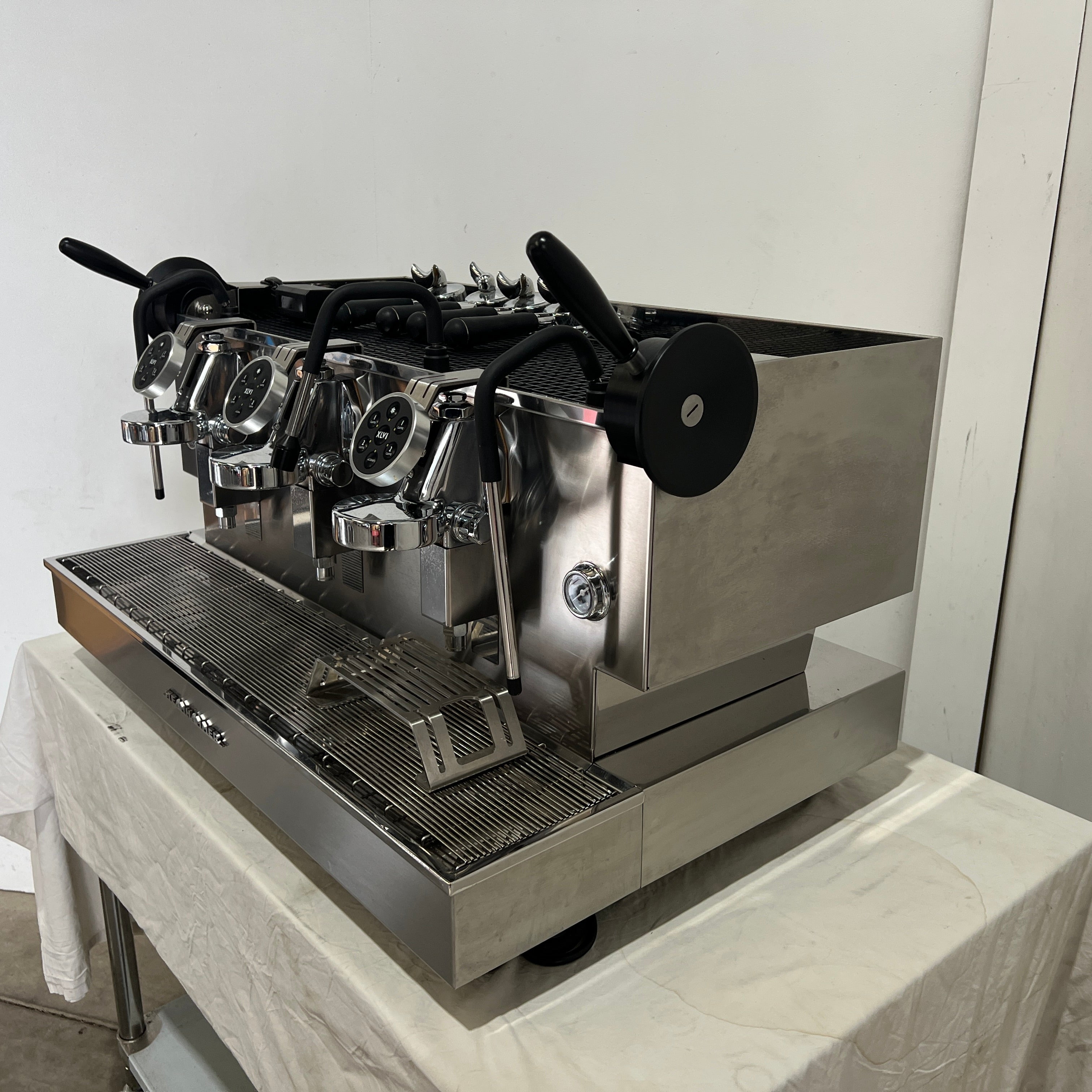XLVI Steamhammer 3 Group Elettronica P+L Coffee Machine
