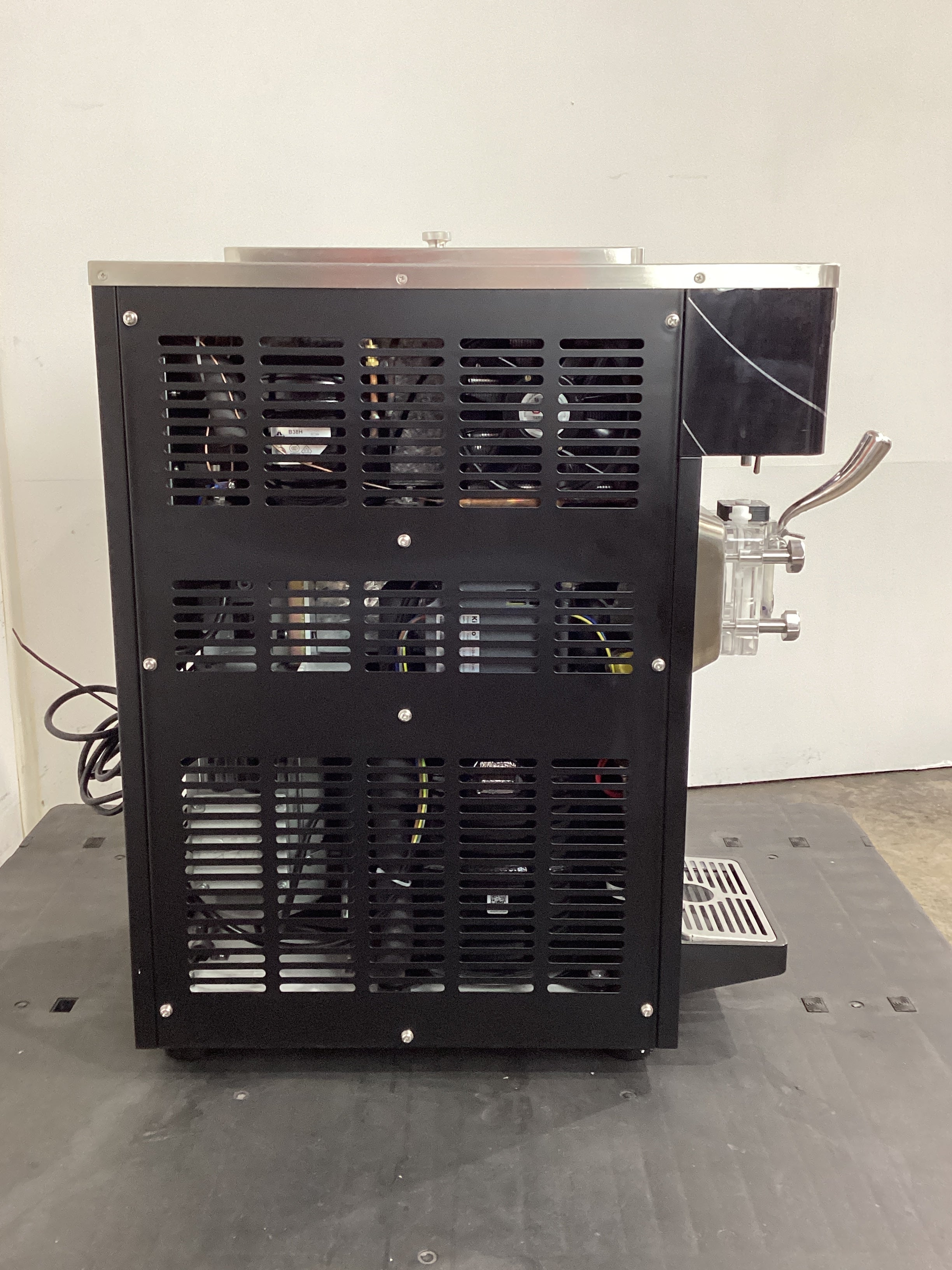 Acaion BE121 Ice Cream Machine