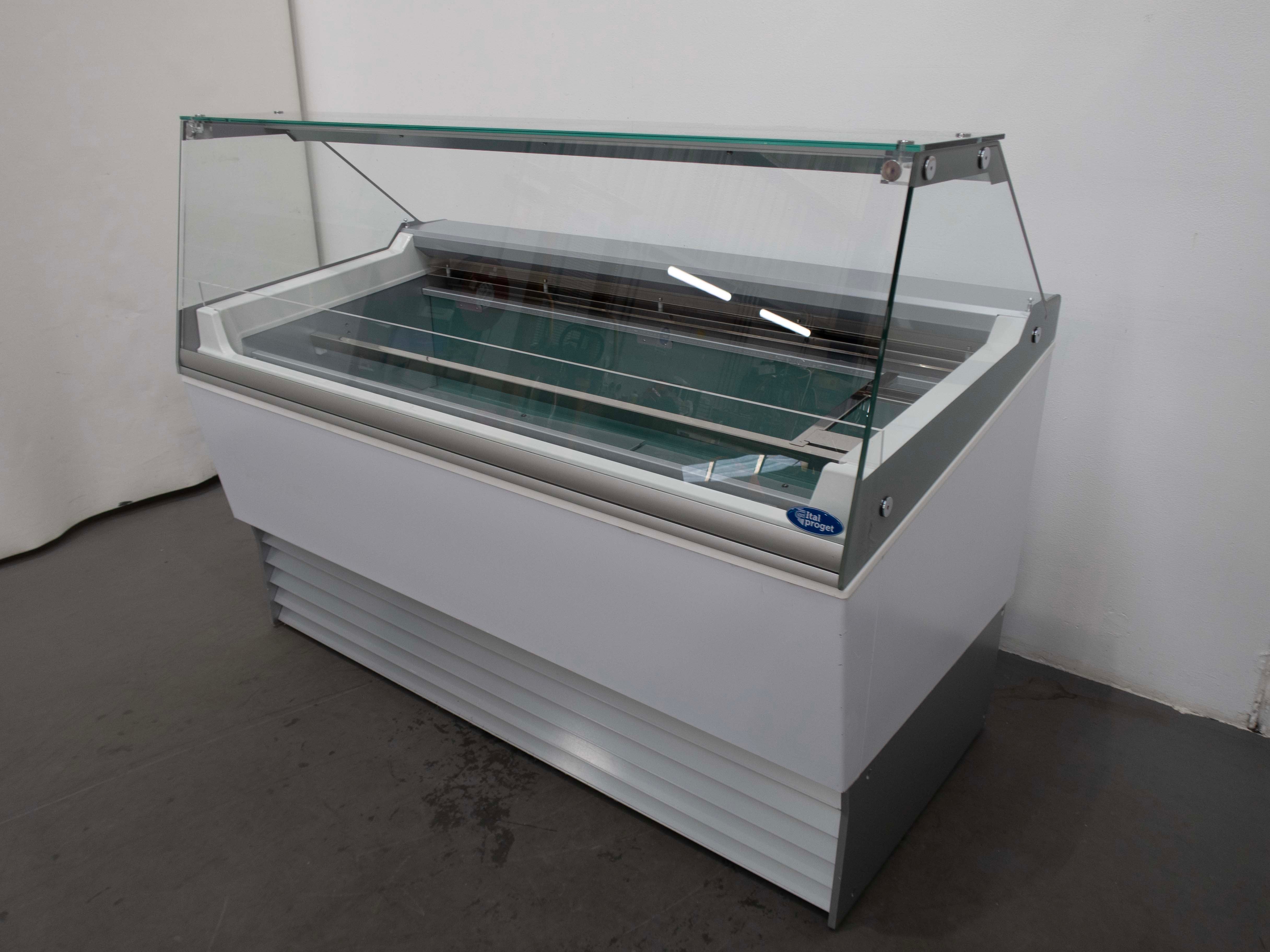 ItalProget Nova 13 Gelato Display
