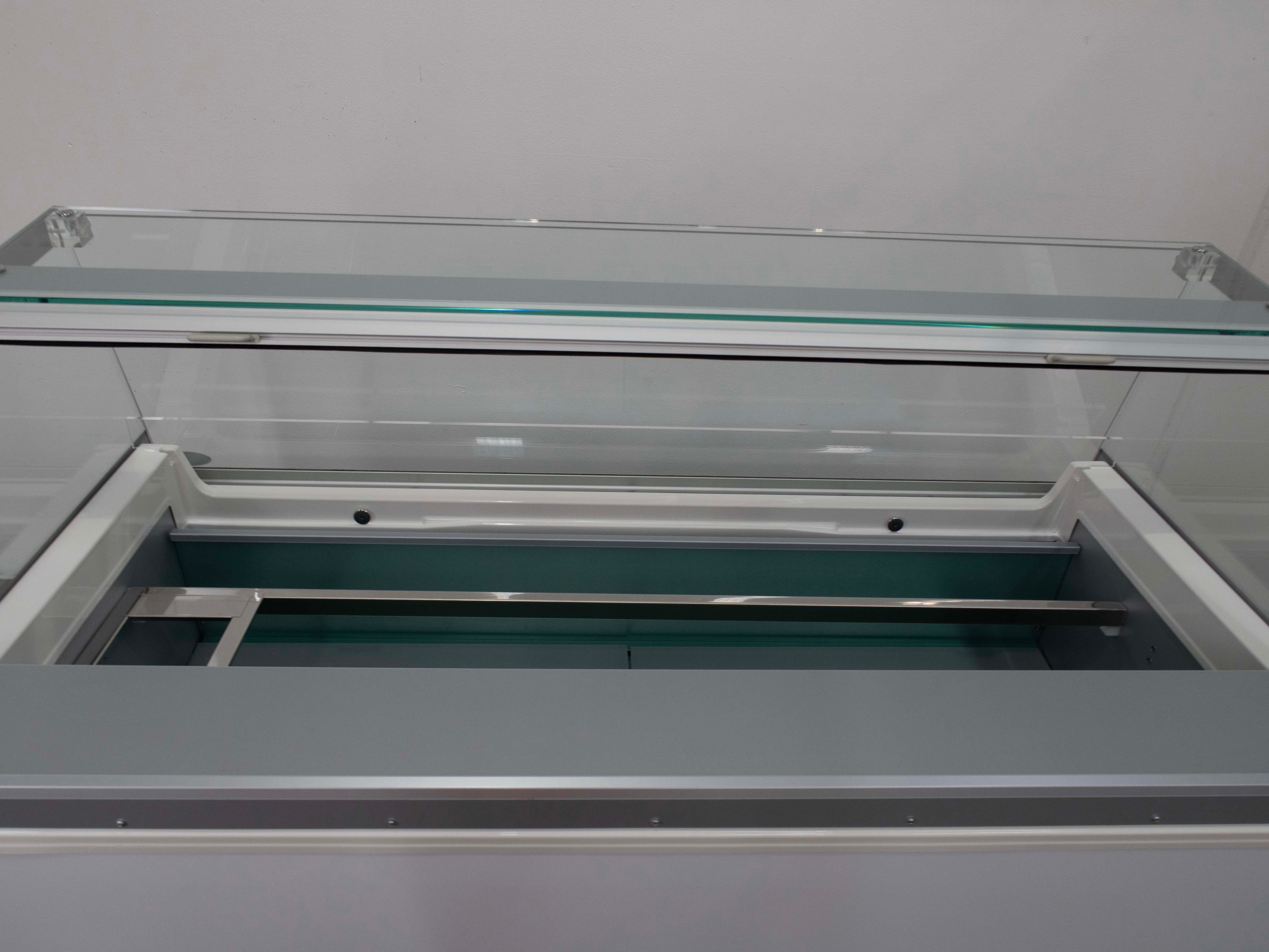 ItalProget Nova 13 Gelato Display