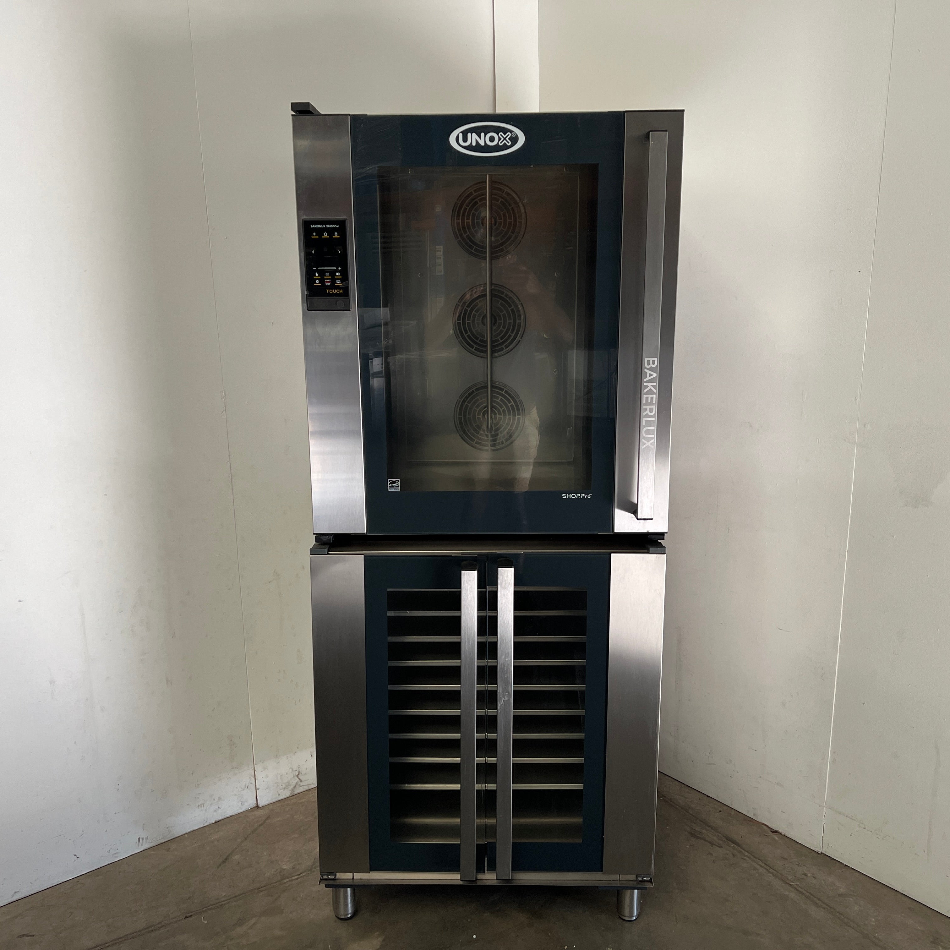 Unox XEFT-10EU-ETRV Convection Oven + Unox XEKPT-10EU-B Prover