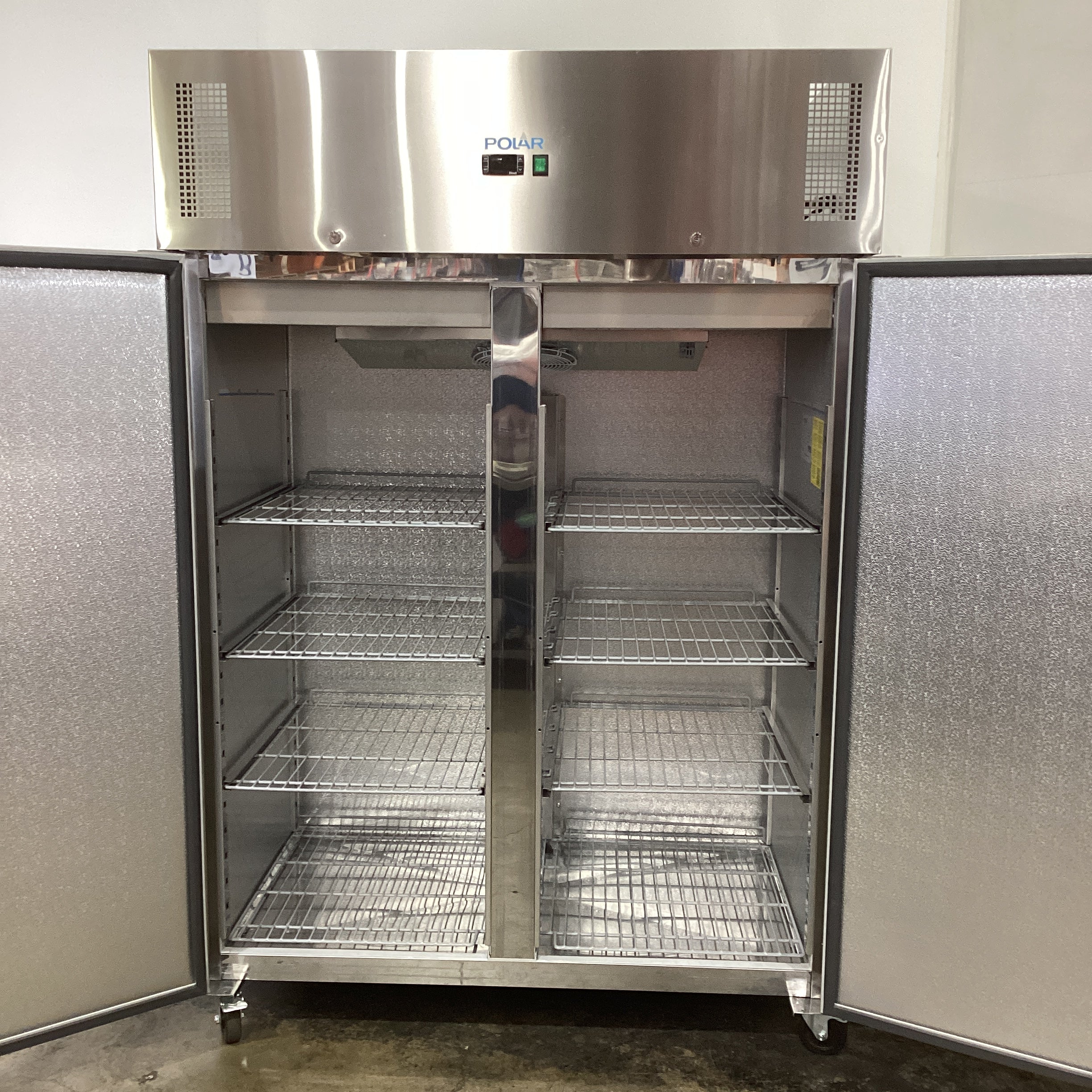 Polar DL896-A Upright Freezer