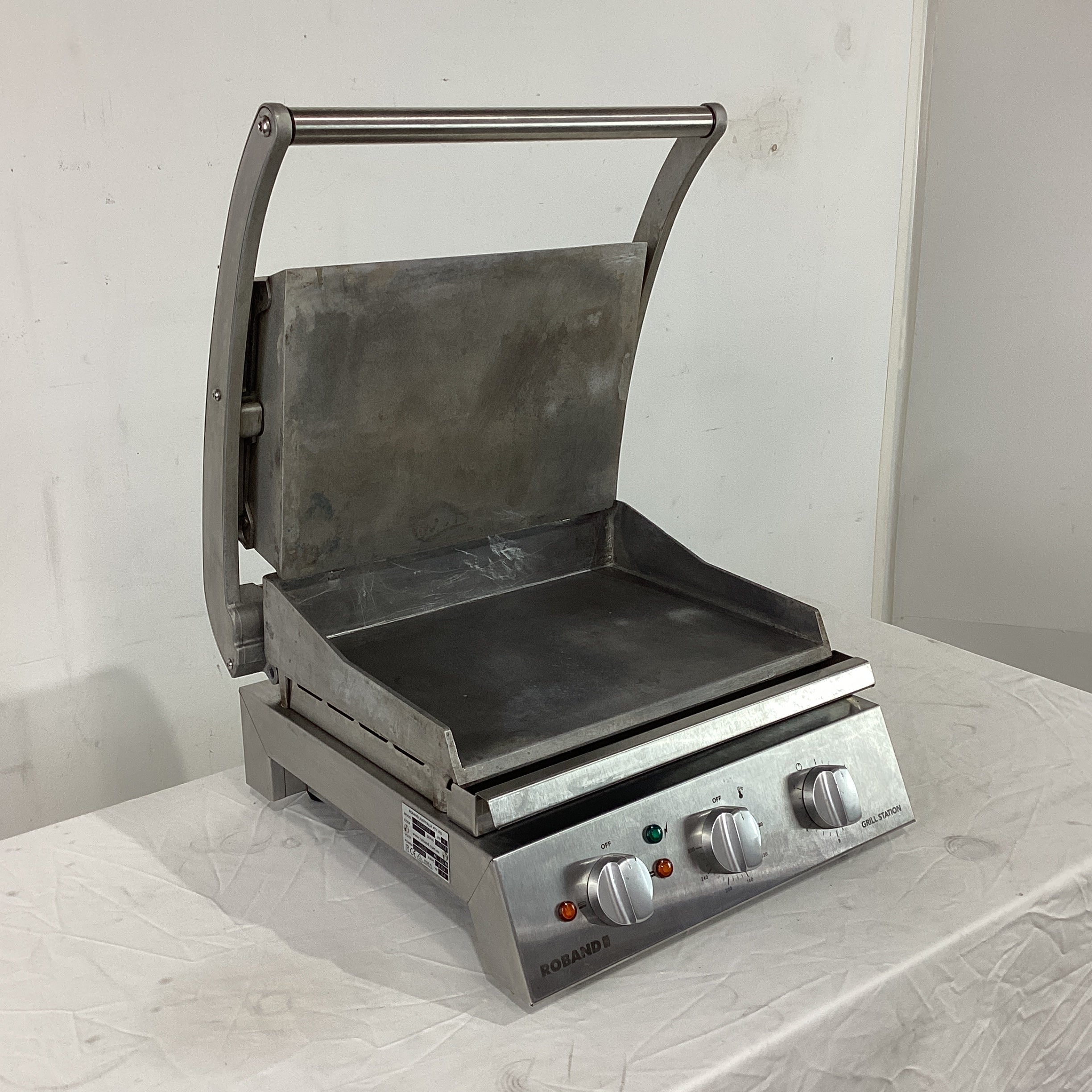 Roband GSA610S Grill Station