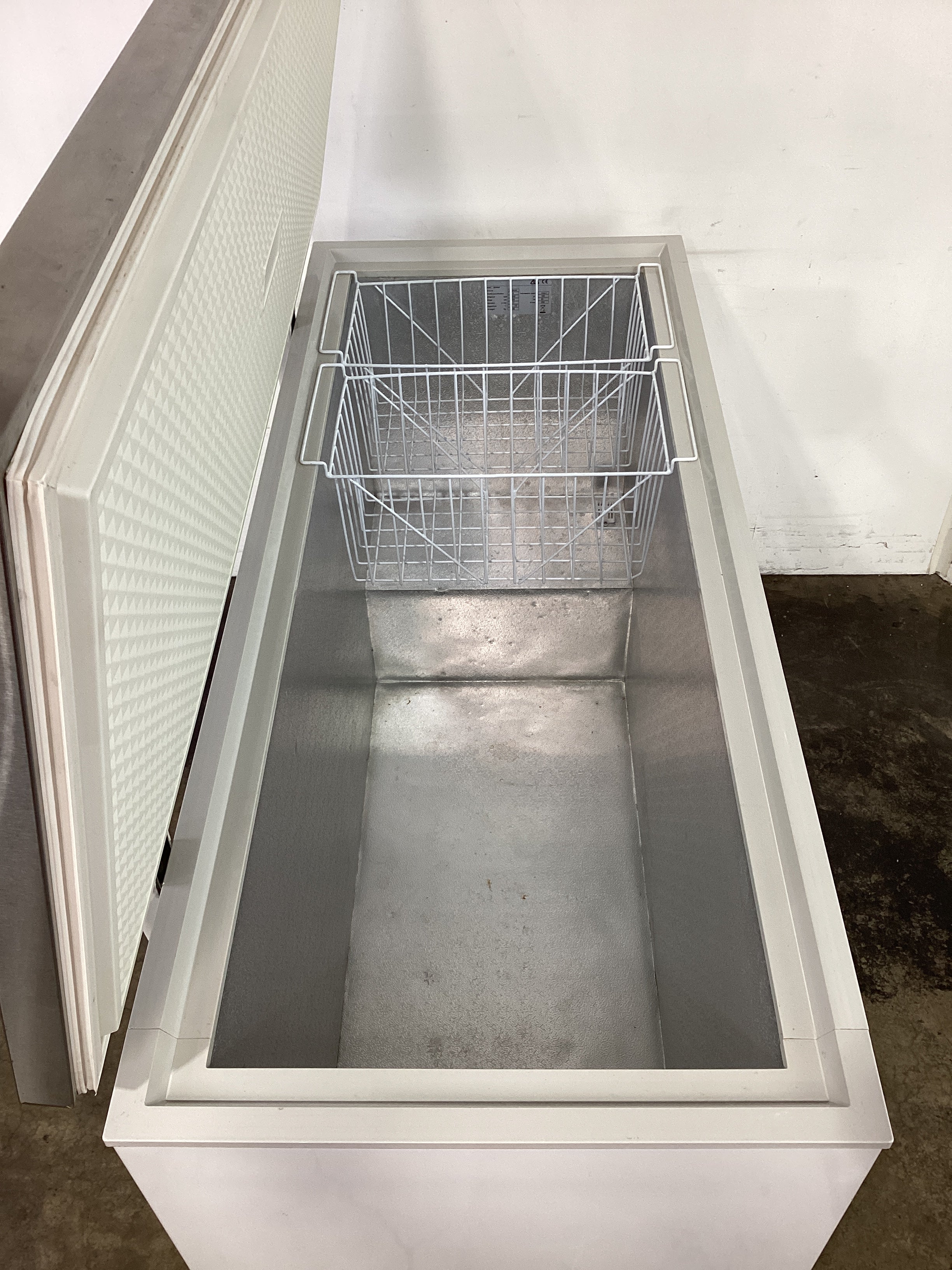 Federal BD598F Chest Freezer