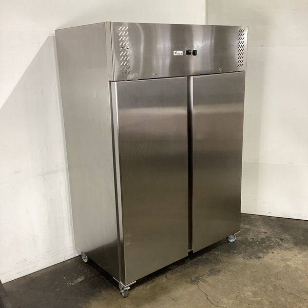 FED-X XURF1200SFV Upright Freezer