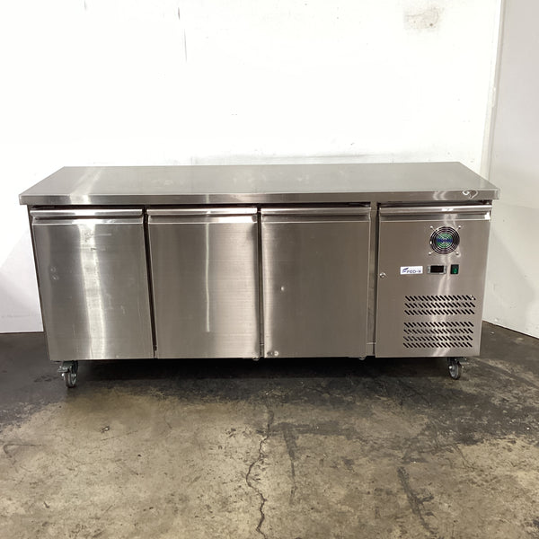 FED-X XUB6C18S3V Undercounter Fridge