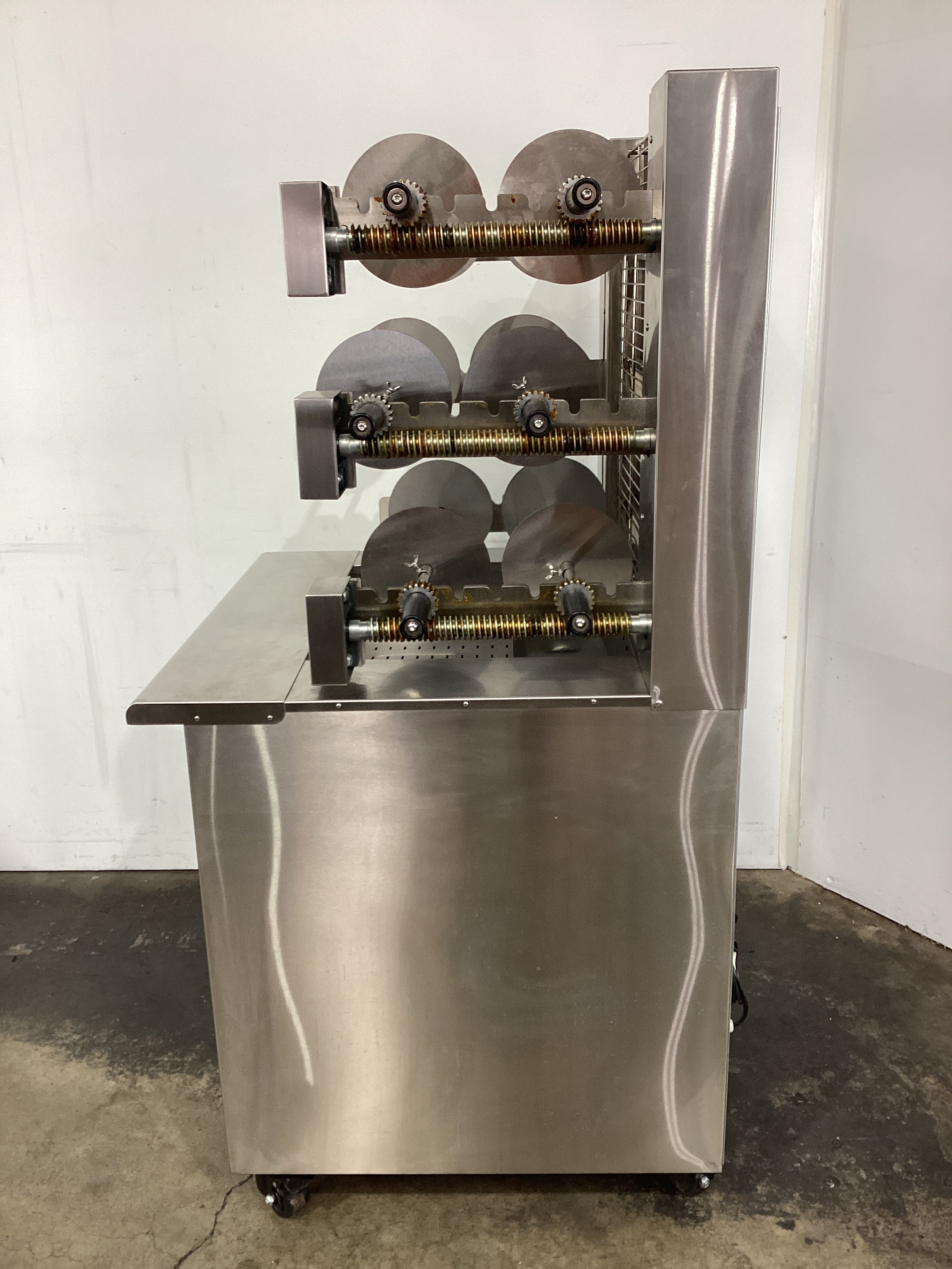Rotochix GR-900 Chicken Rotisserie