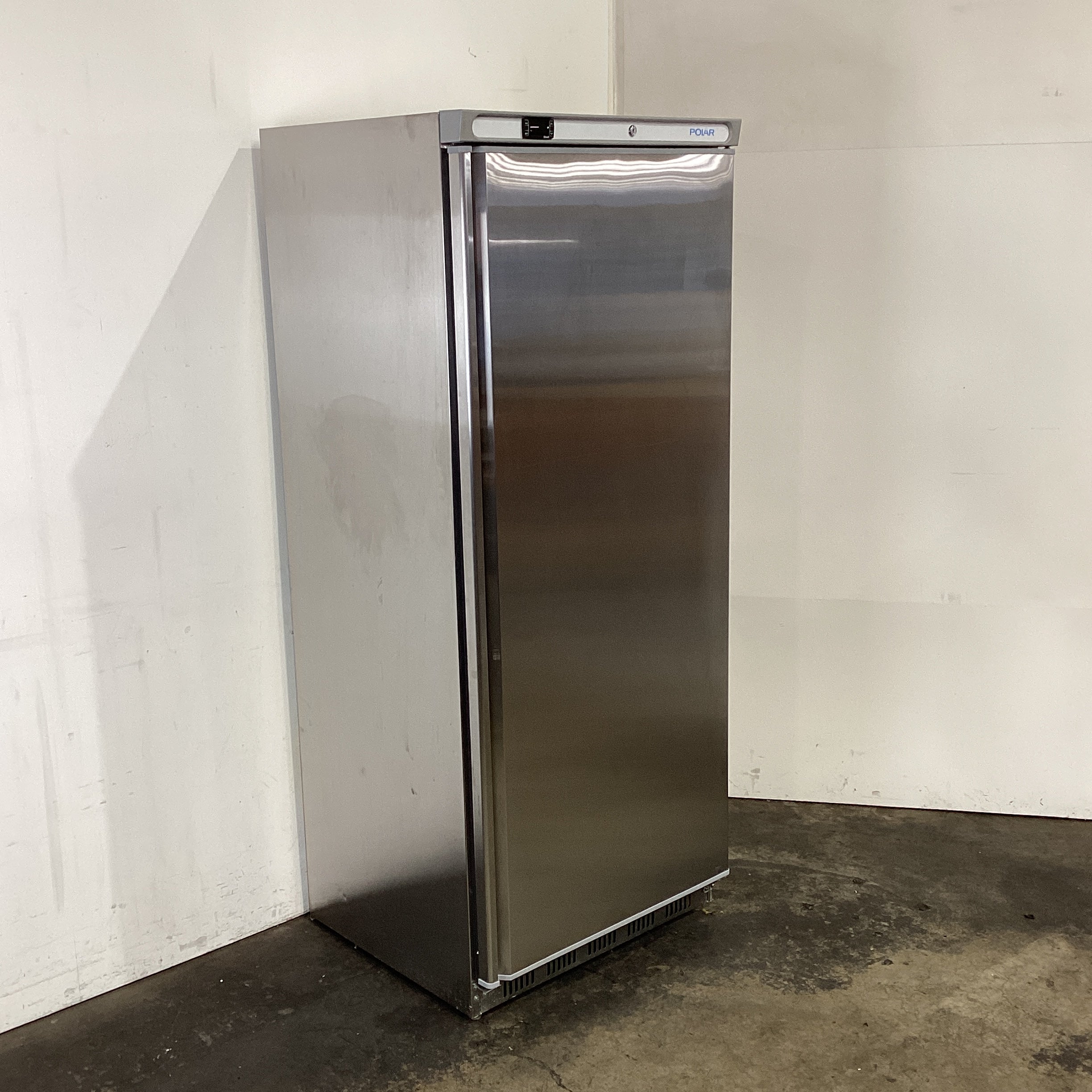 Polar CD085-A Upright Freezer