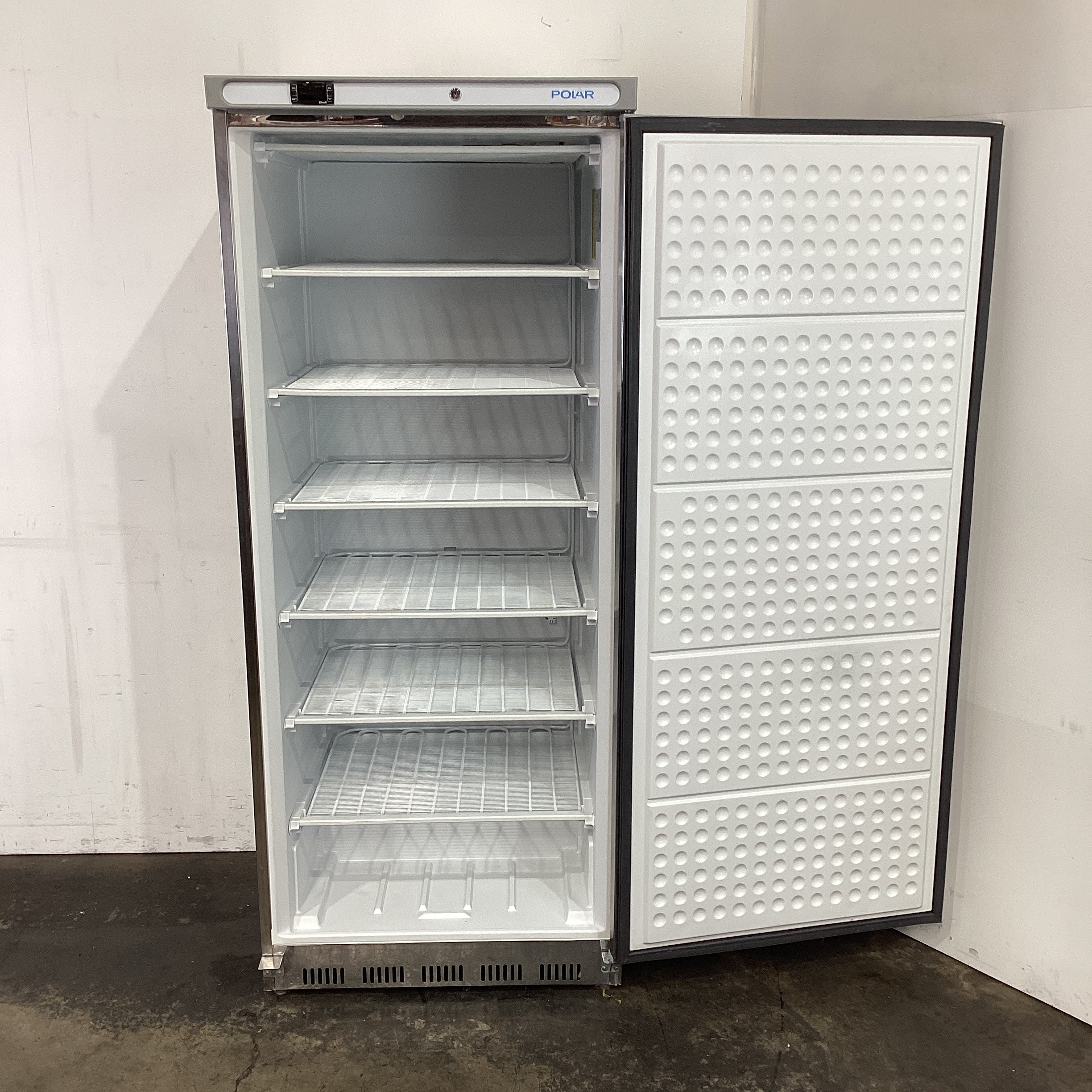 Polar CD085-A Upright Freezer