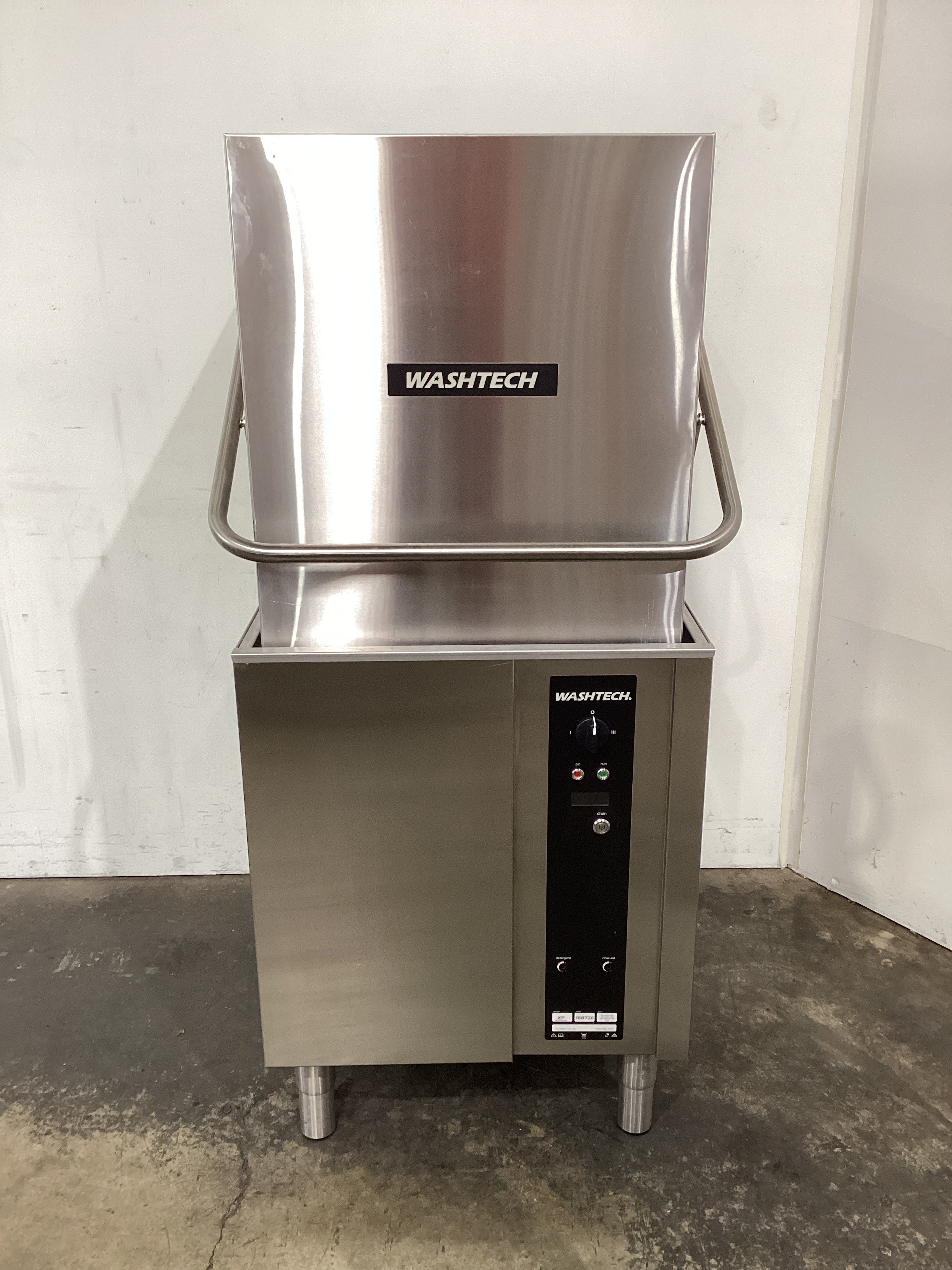 Washtech XP Passthrough Dishwasher