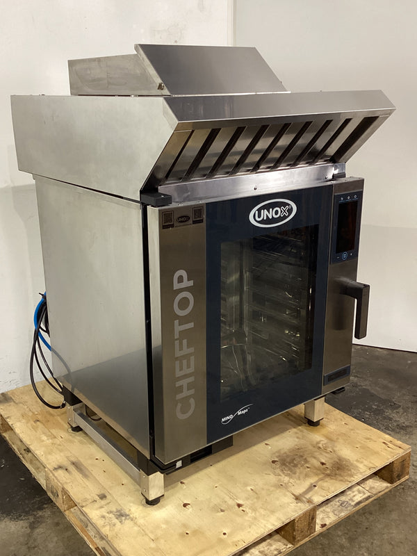 Unox XEVC-0711-EPRM Combi Oven + Exhaust Hood