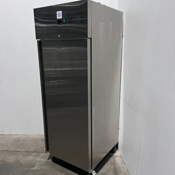 Norsk NSK-650TN Upright Fridge
