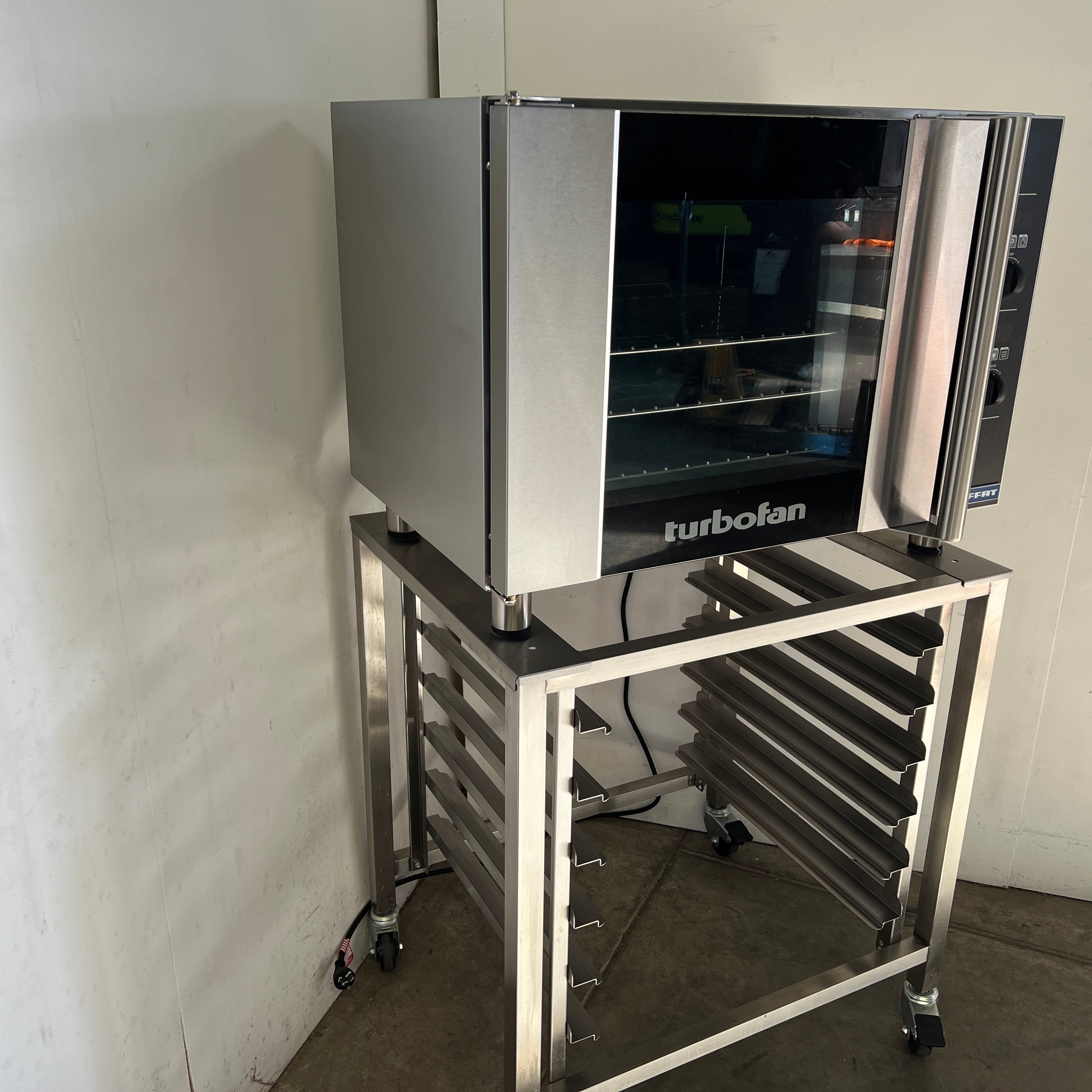 Turbofan E31D4 4 Tray Convection Oven + Stand