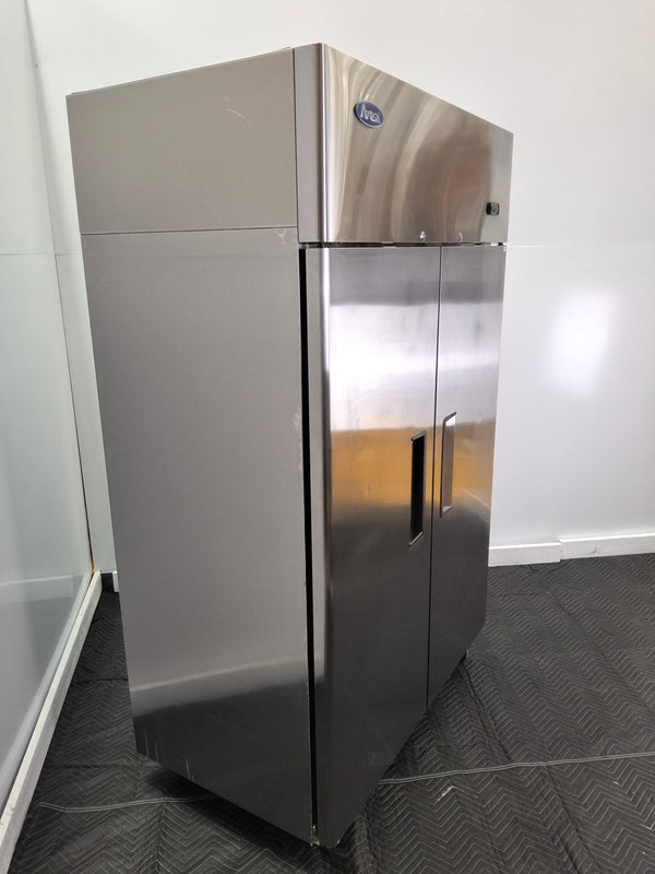 Atosa YBF9218GR Upright Fridge