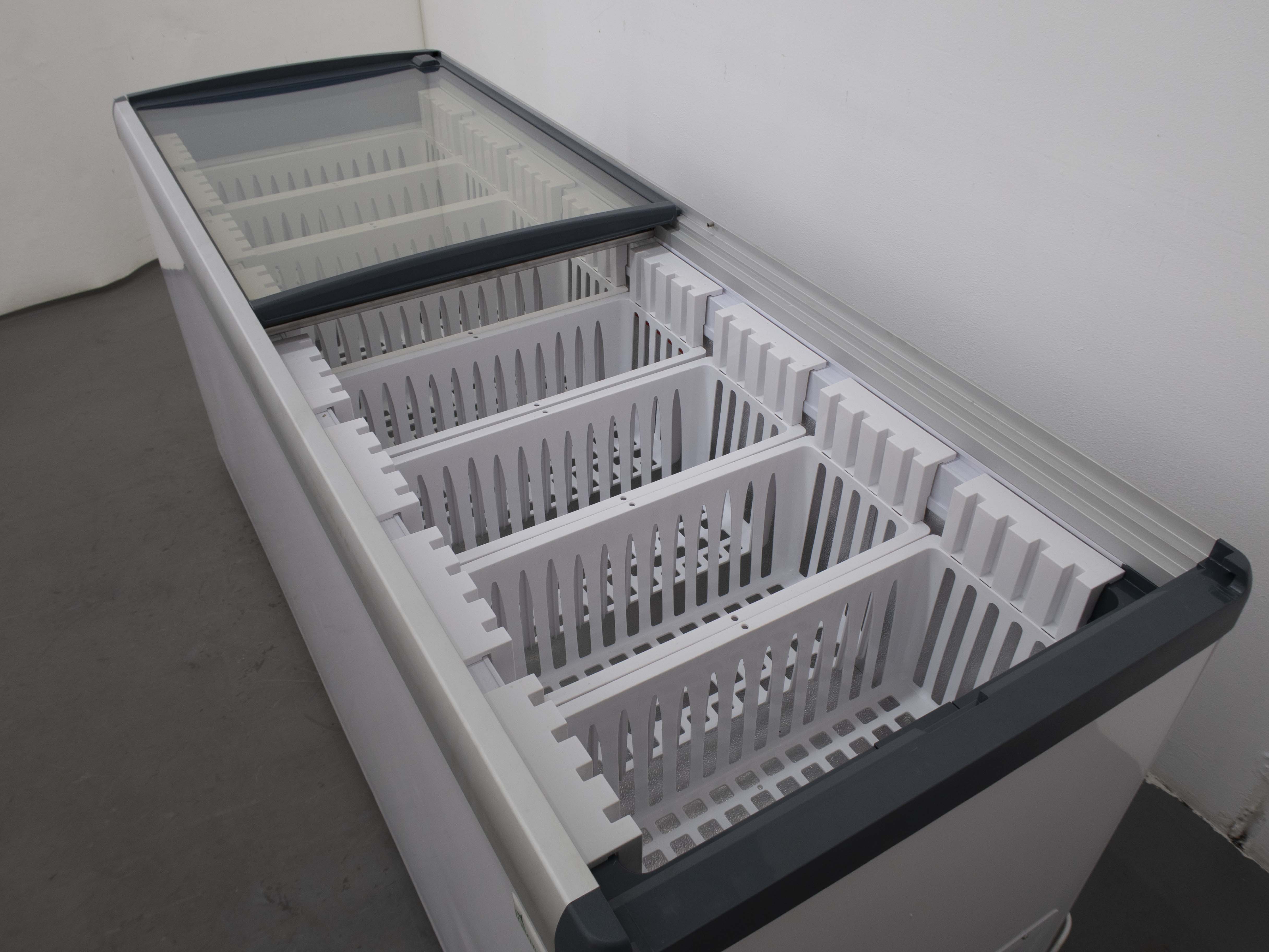 Thermaster WD586G Chest Freezer