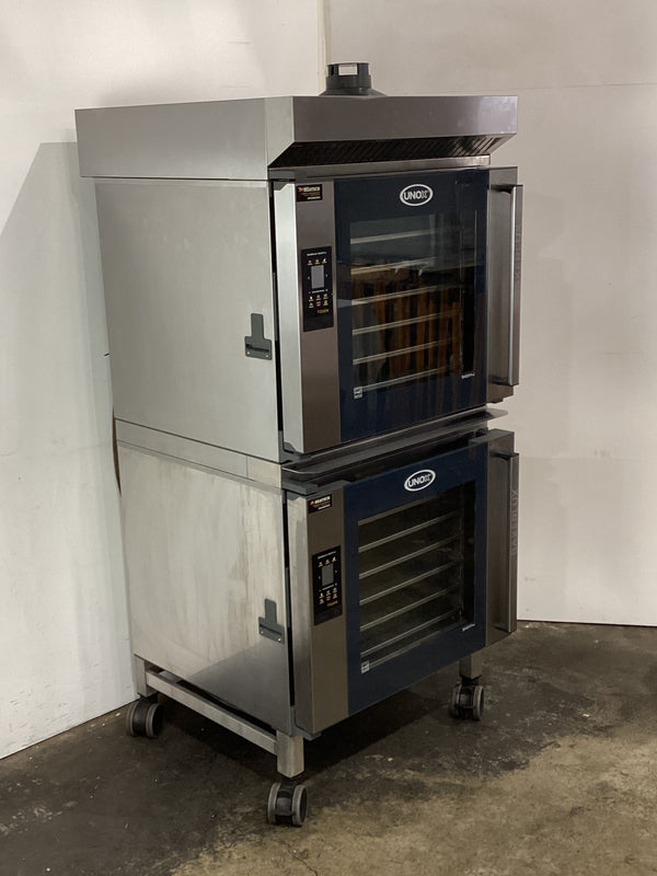 Unox XEFT-06EU-ETRV 2x Combi Ovens + Exhaust Hood