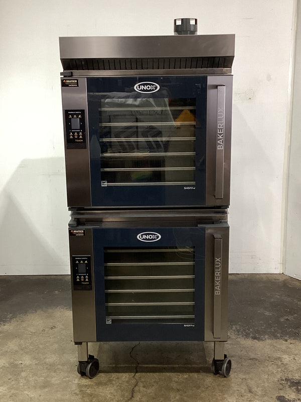 Unox XEFT-06EU-ETRV 2x Combi Ovens + Exhaust Hood