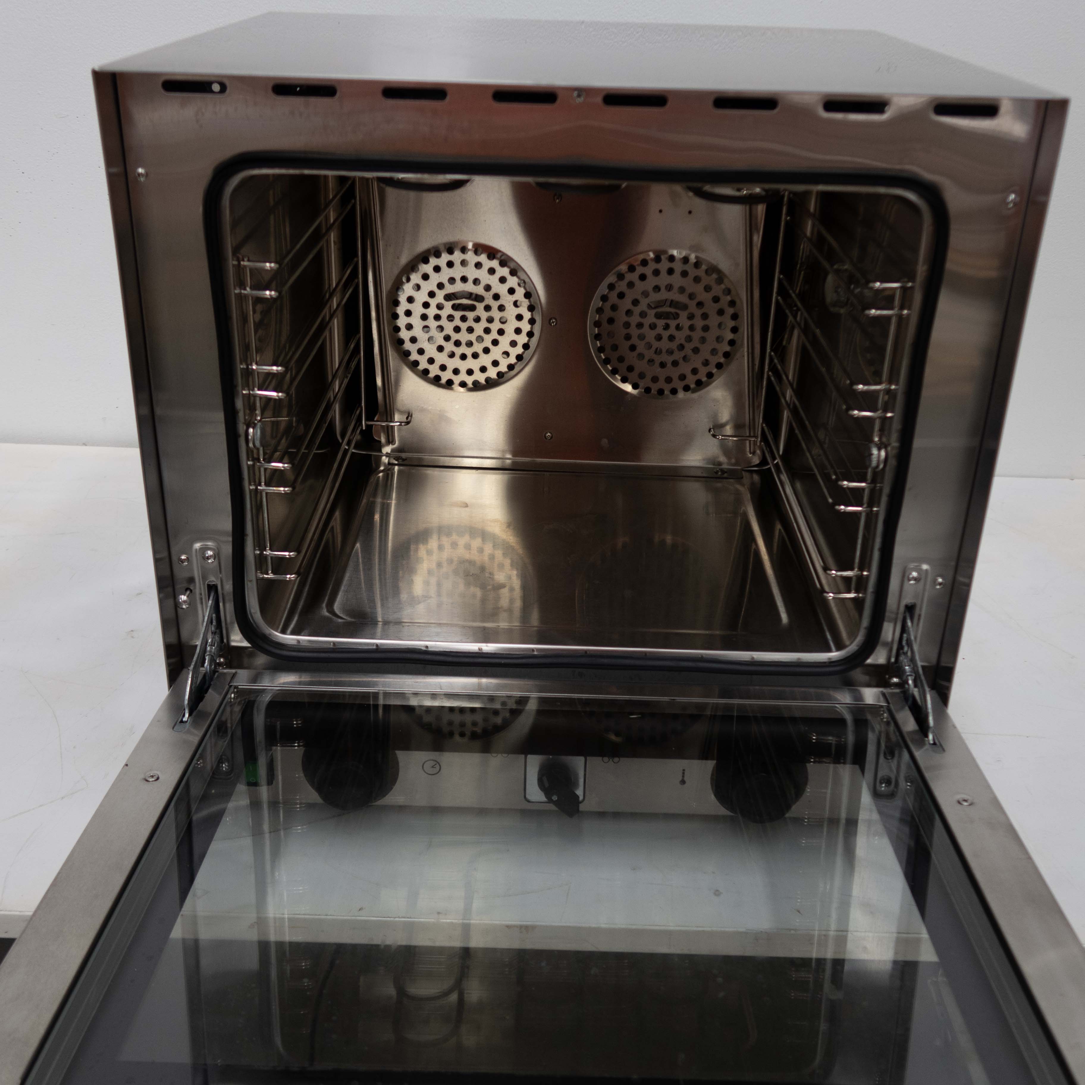 ConvectMax YXD-3DI 4 Tray Convection Oven with Grill