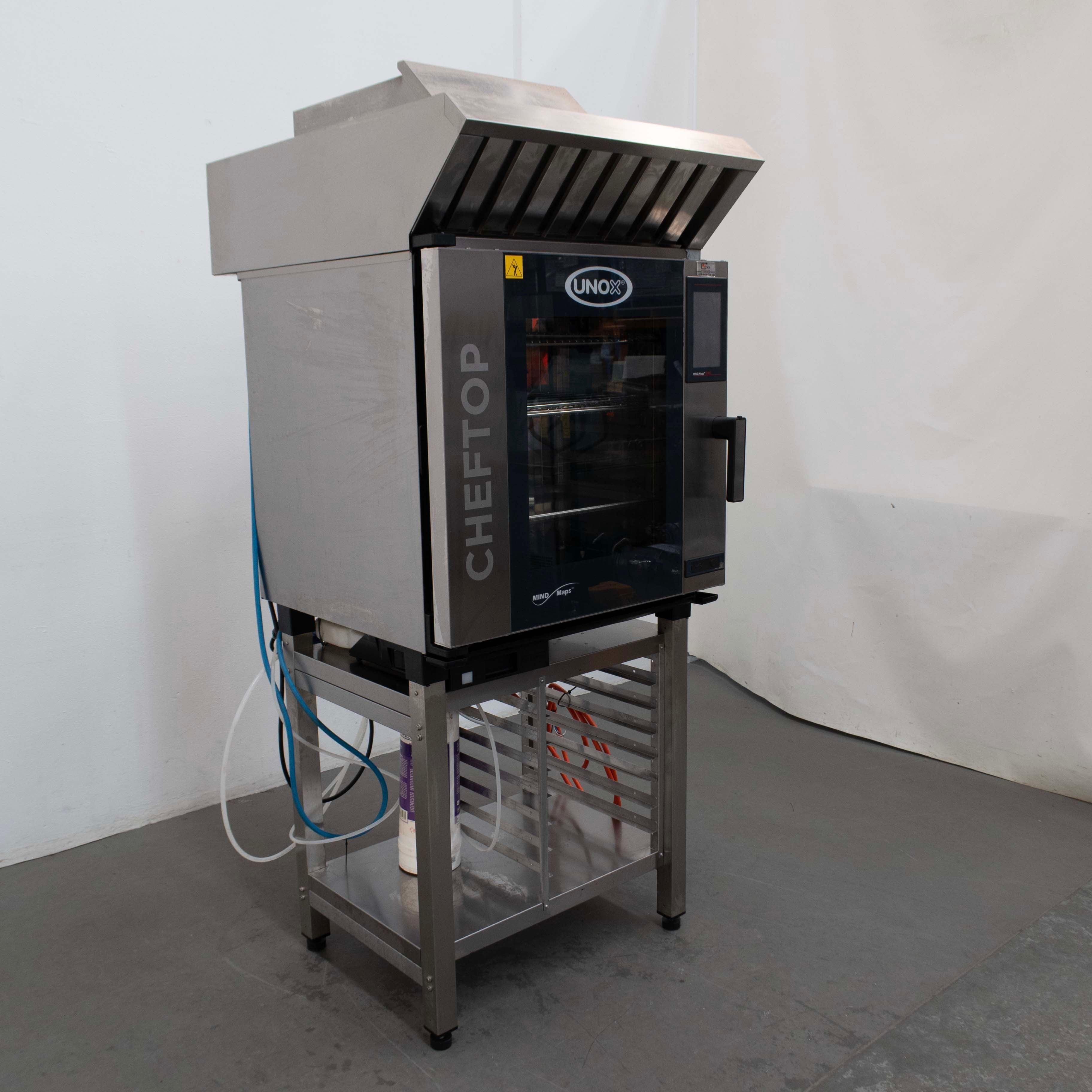 Unox XEVC-0711-E1RM Combi Oven + Hood with Steam Condensor