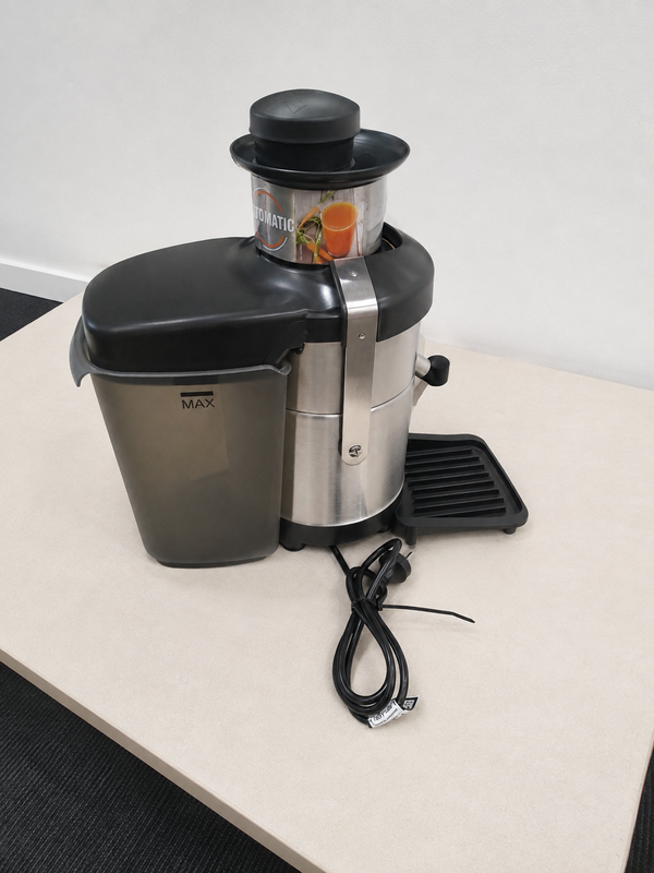 Robot Coupe J80 Juicer