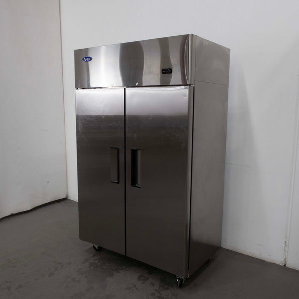 Atosa YBF9219 Upright Freezer