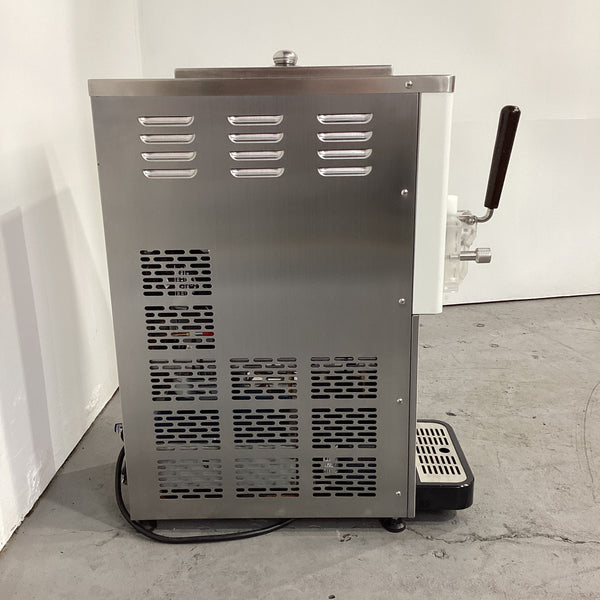 Mama Mia M-50 Soft Serve Machine