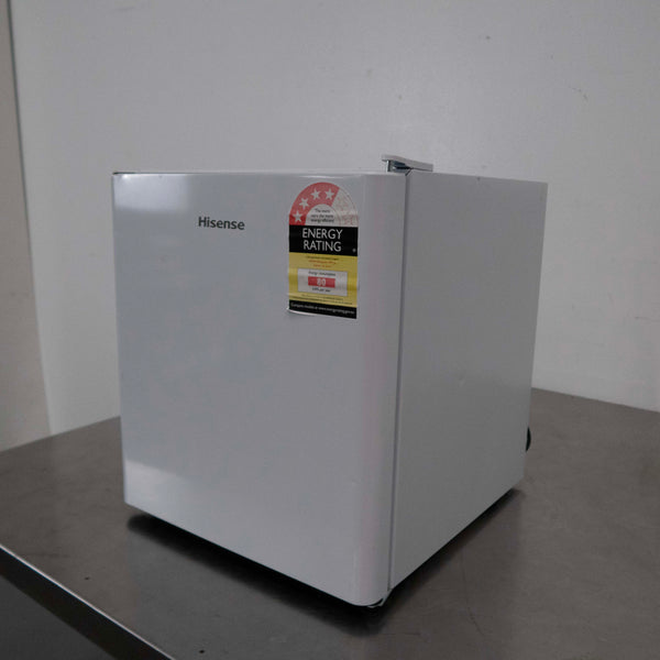 Hisense HRBF46 Under Bar Fridge