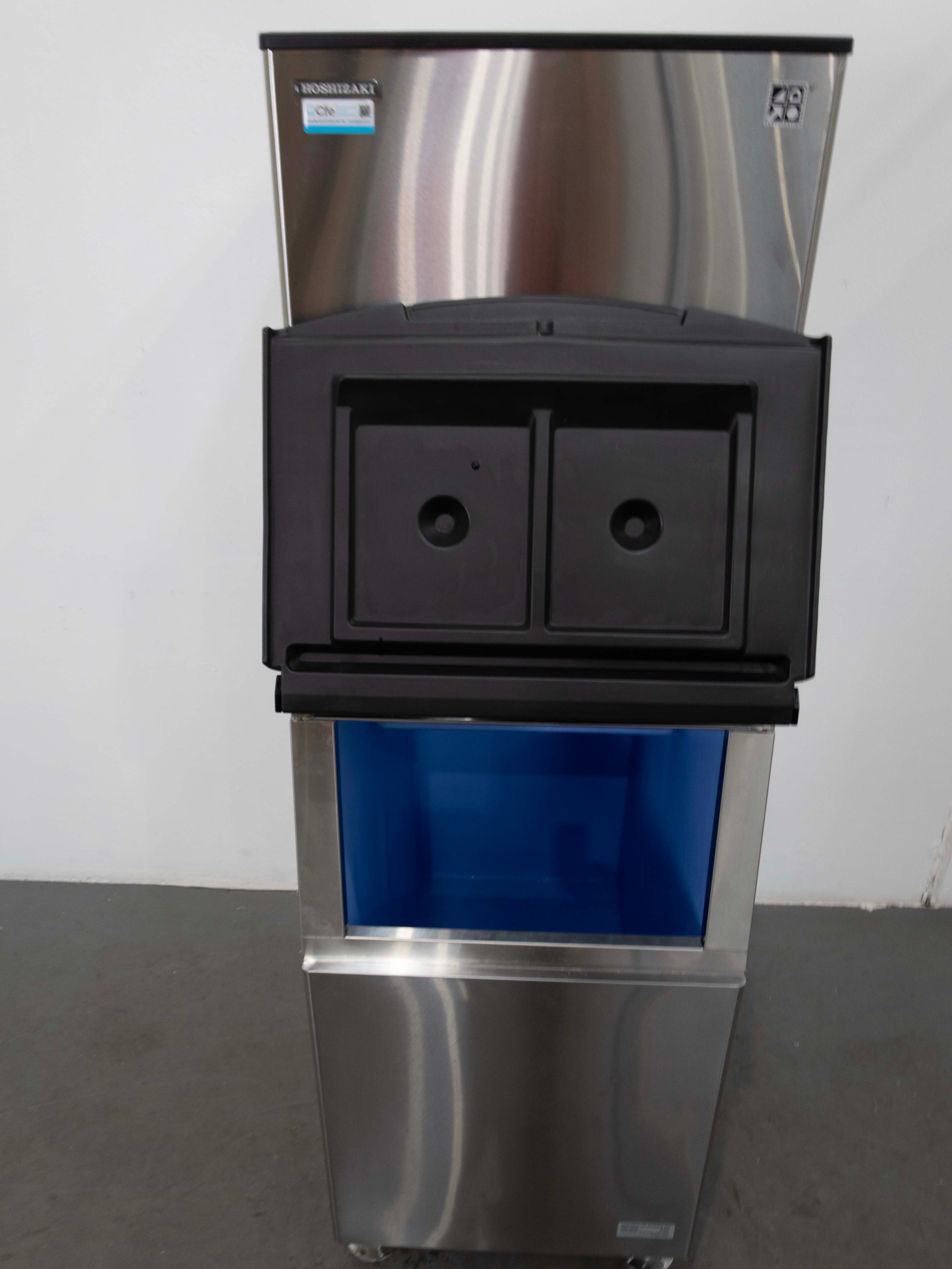 Hoshizaki KMD-201AB Ice Machine + Ice Bin