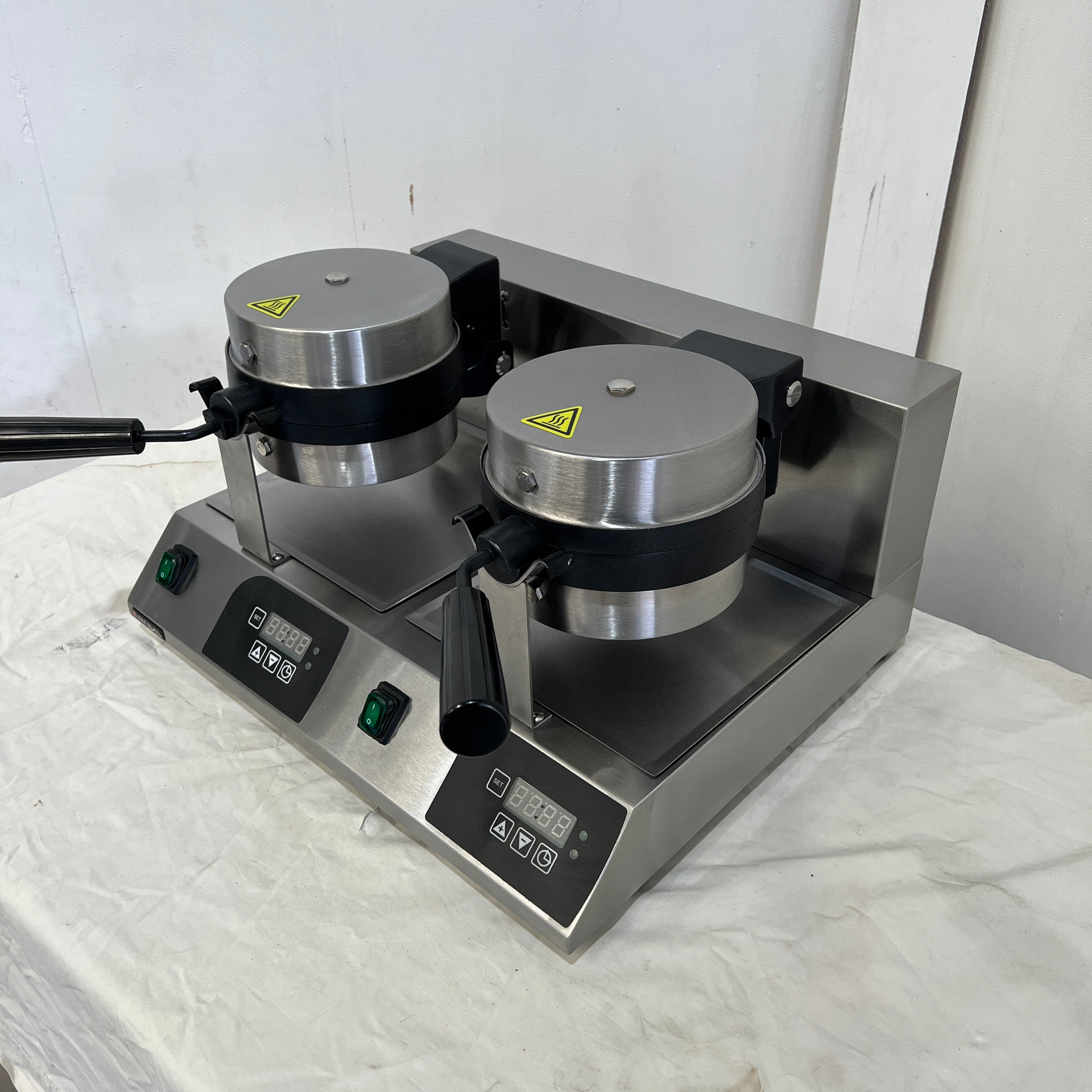 Anvil WBA1002 Waffle Iron