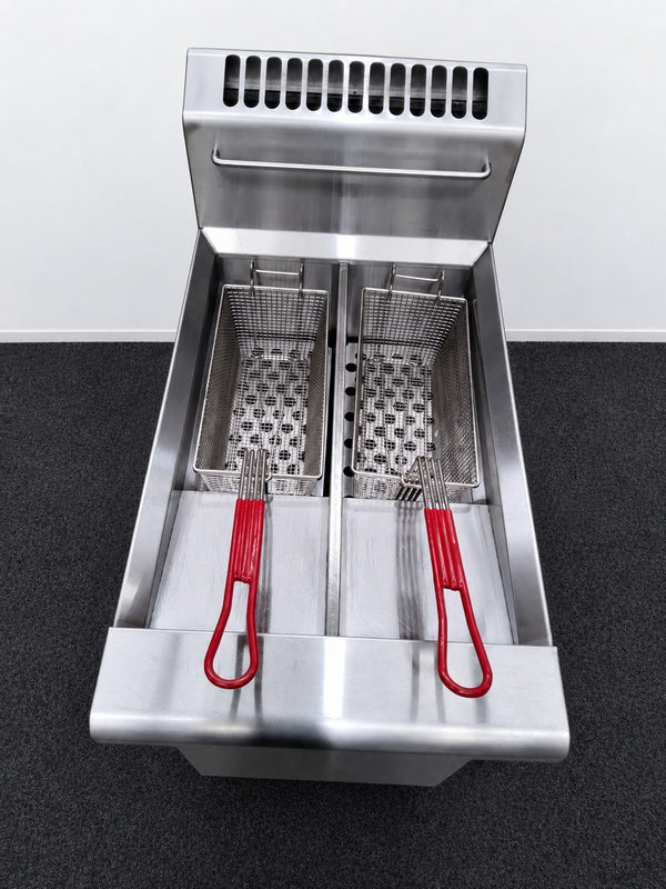 Waldorf FN8226G Fryer