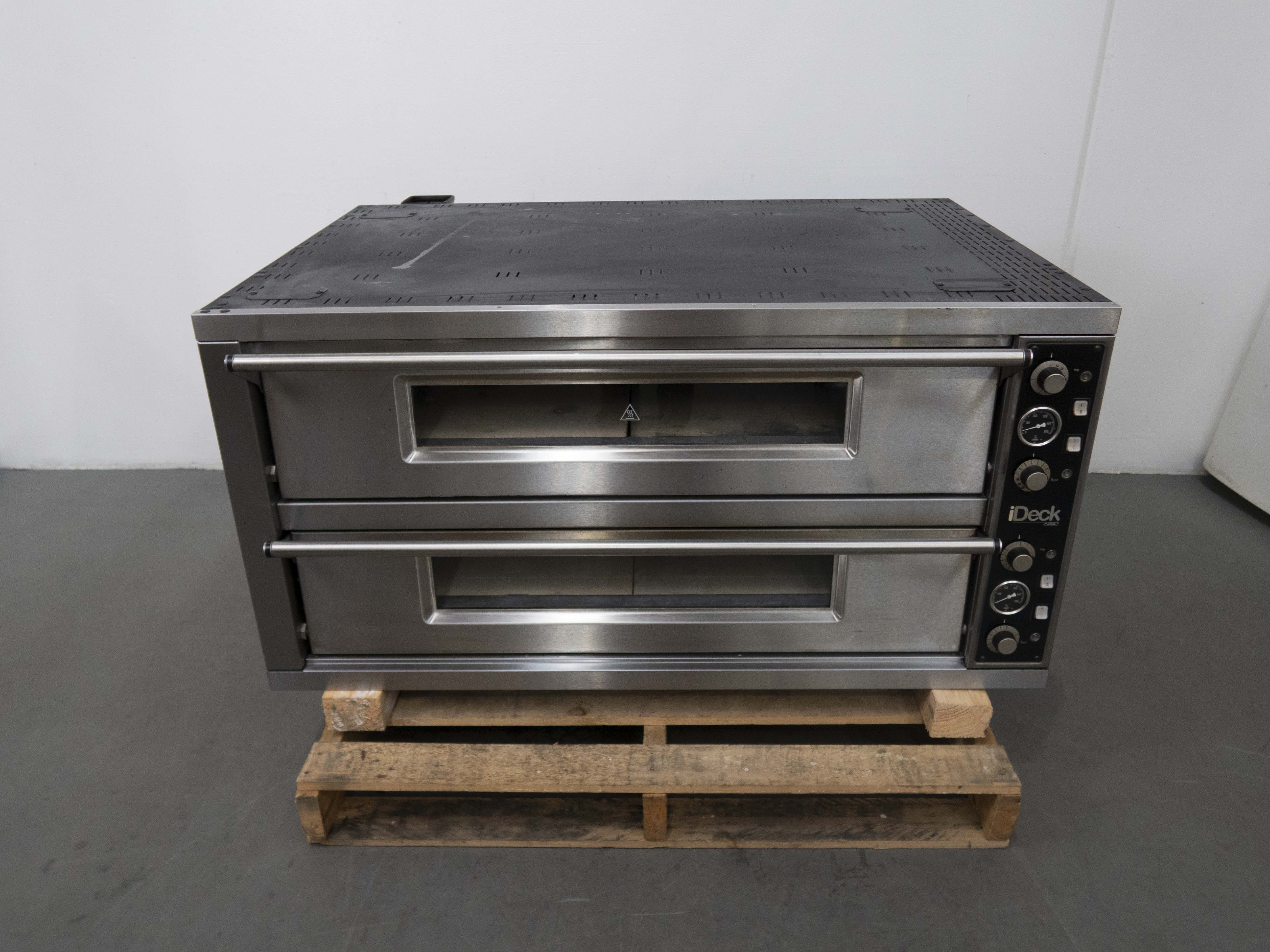 Moretti Forni iDeck PD105.65 Pizza Oven + Stand