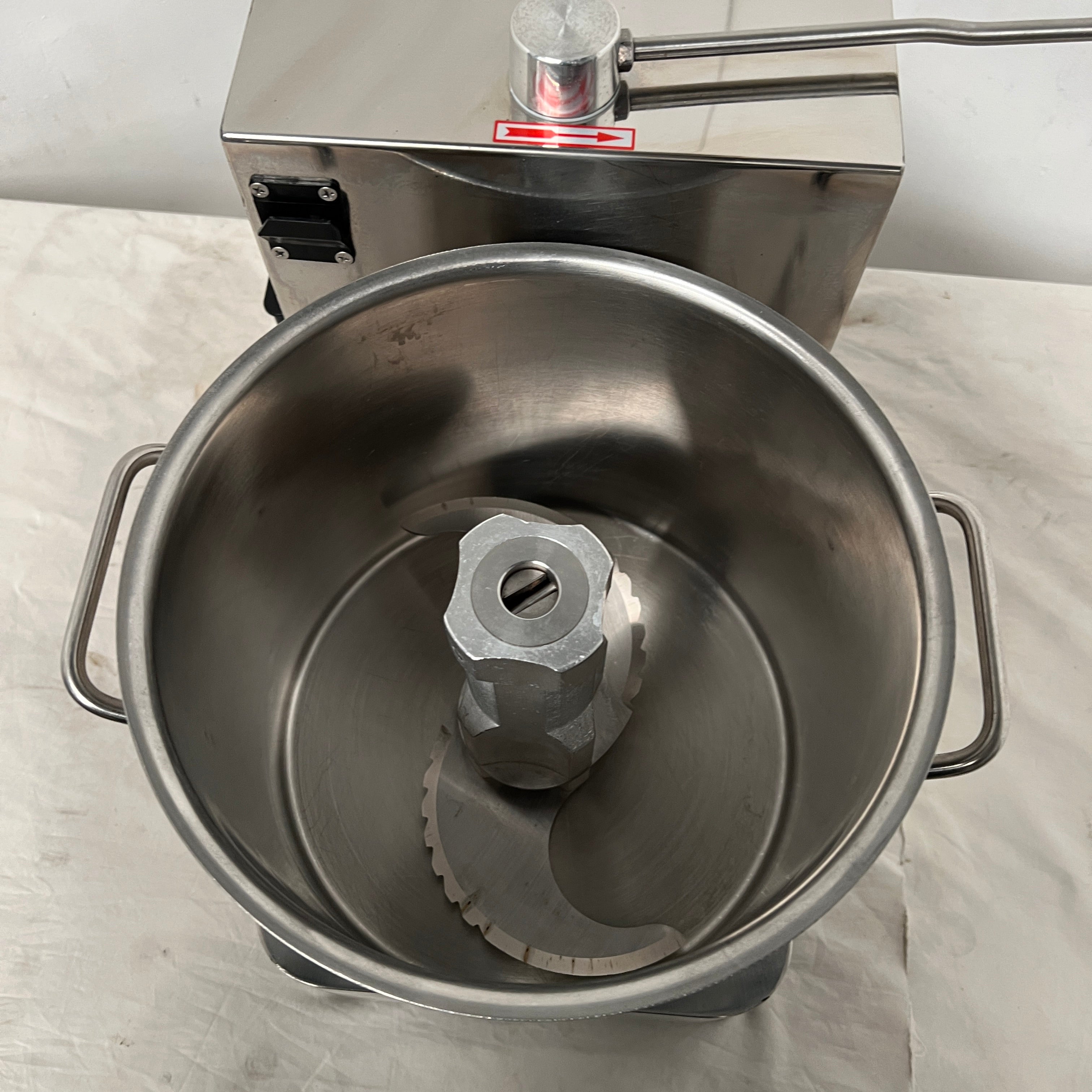 Federal HR-9 Food Processor