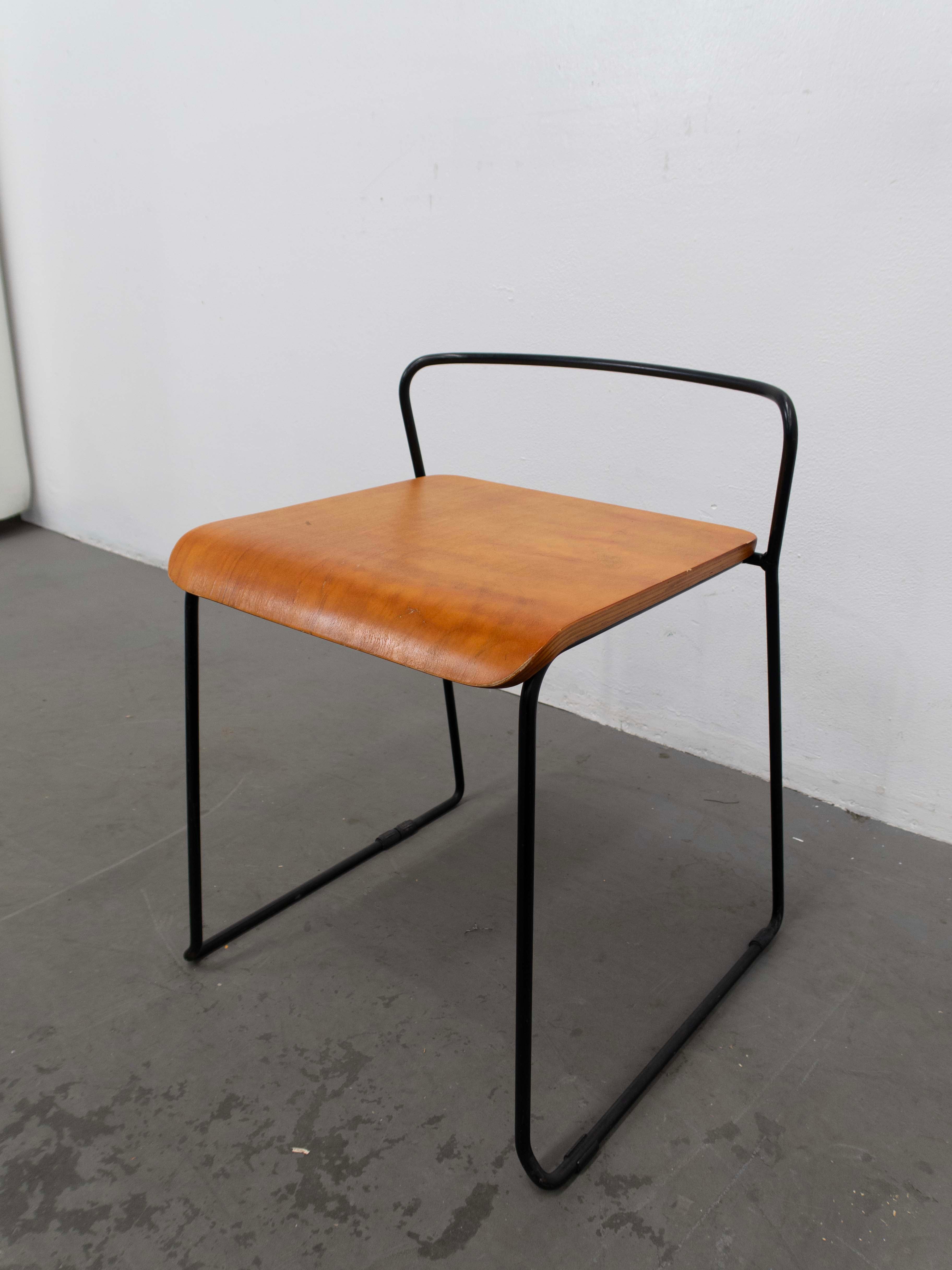 44x Zola Sled Low 45cm Stools