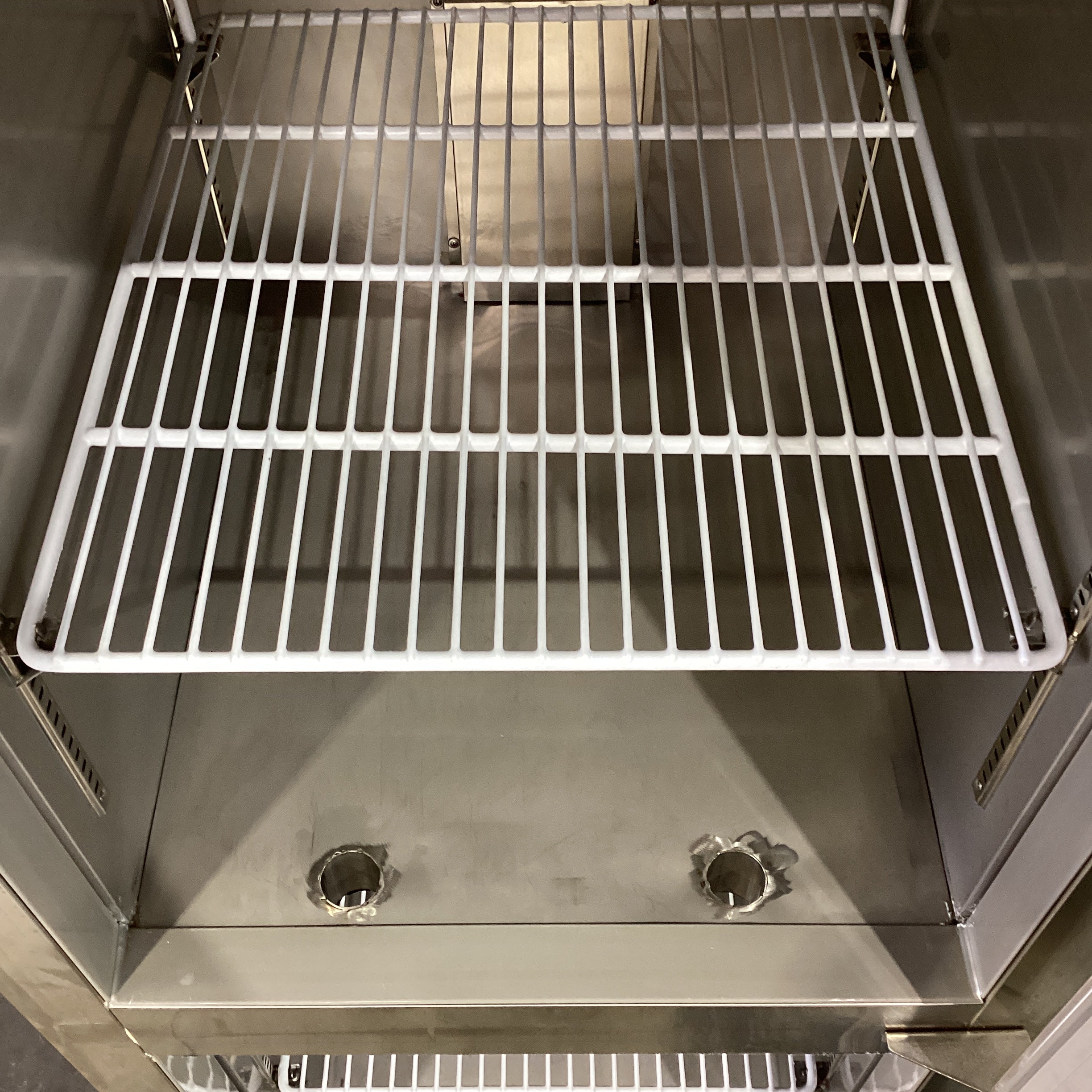 Aochi FR05L2A Dual Temperature Cabinet