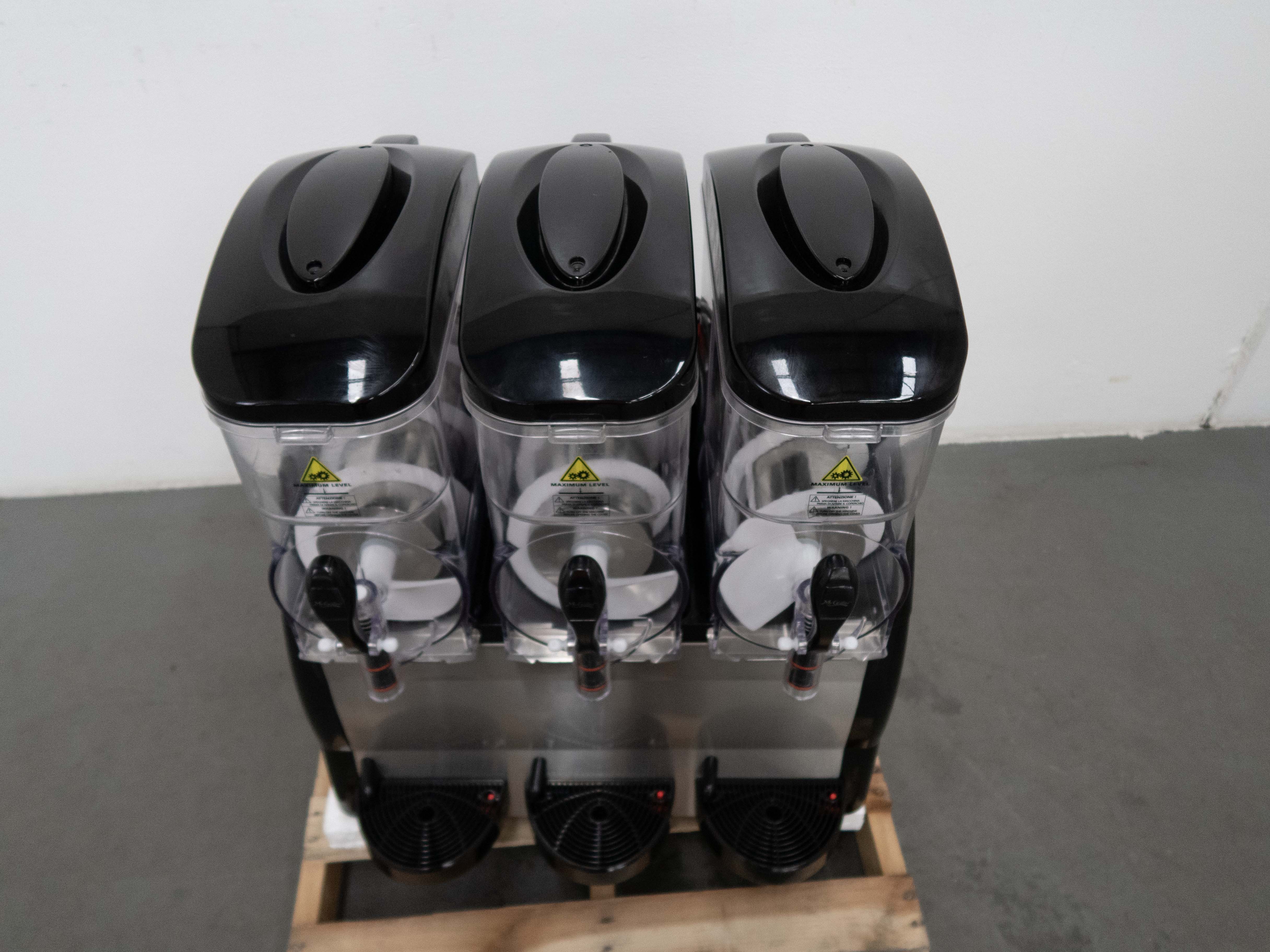 Fabigani FABIGANI-3S Triple Bowl Granita Slushie Machine