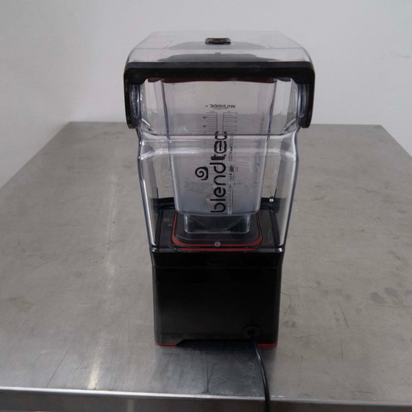 Blendtec Stealth 885 Blender