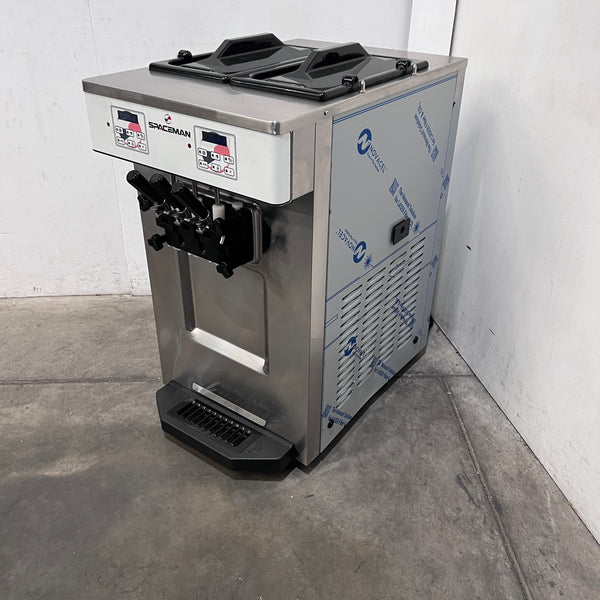 Spaceman 6235A-C Ice Cream Machine