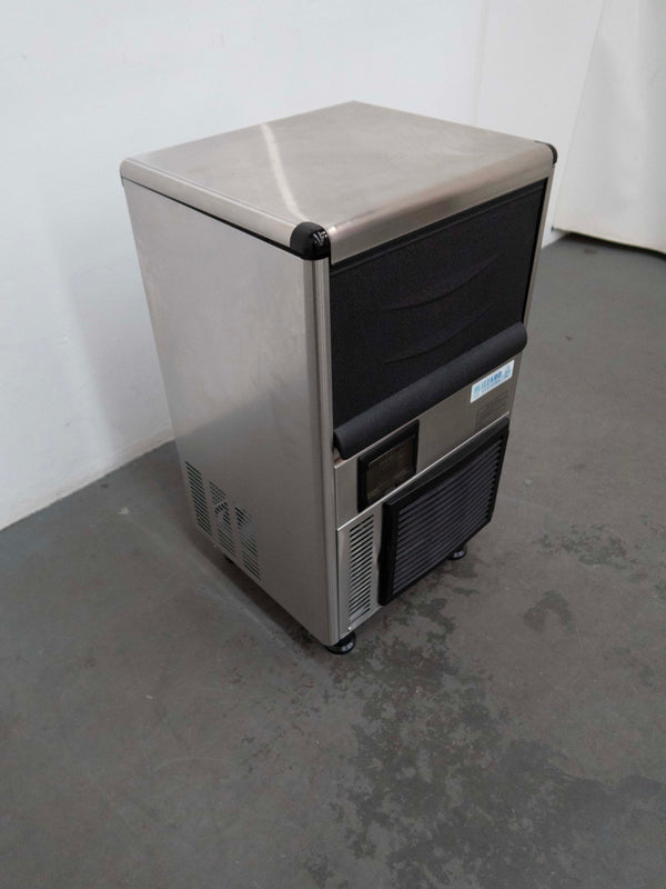 Blizzard SN-31A Ice Machine